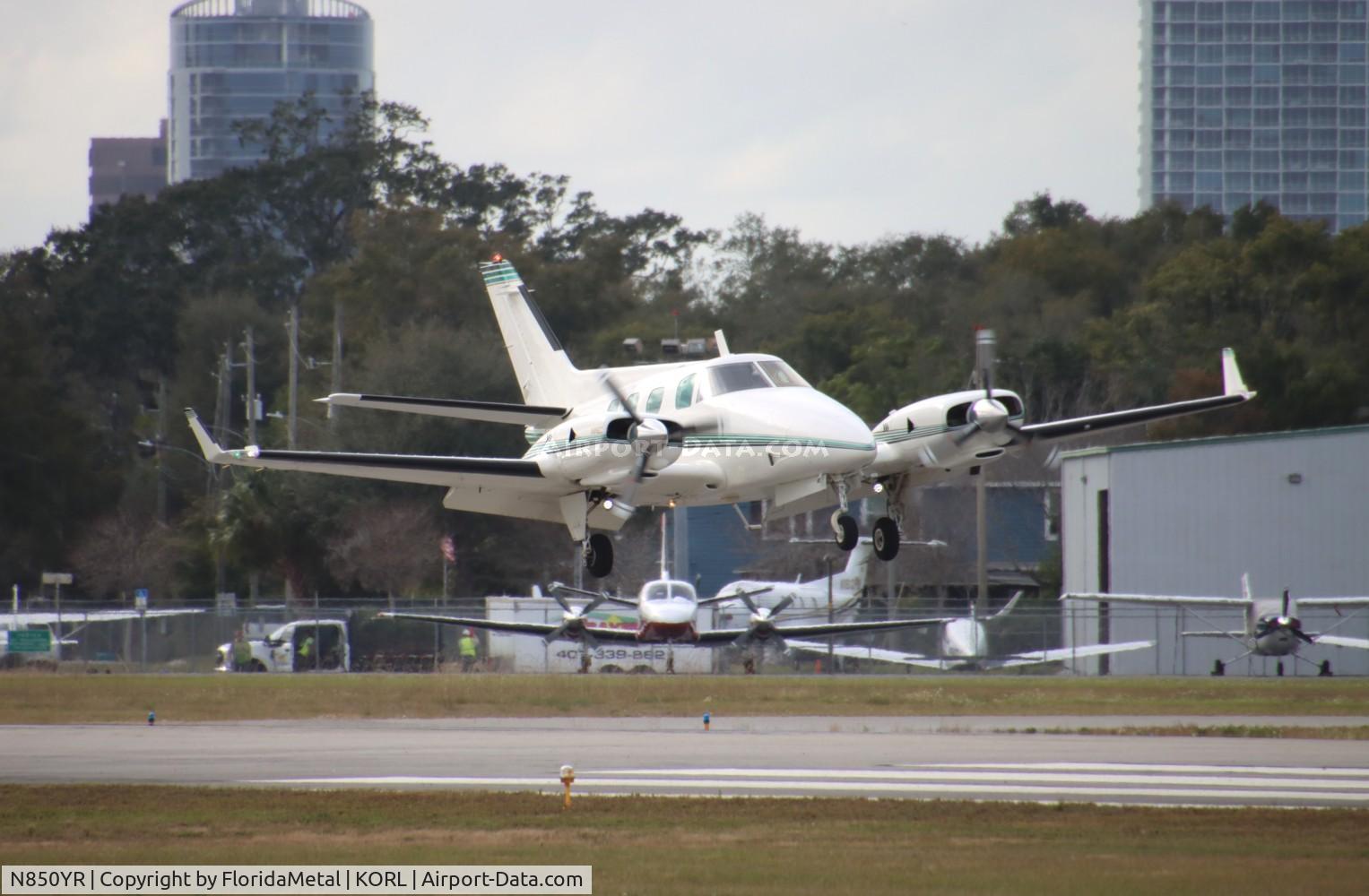 N850YR, 1981 Beech B-60 Duke C/N P-581, Beech 60 zx