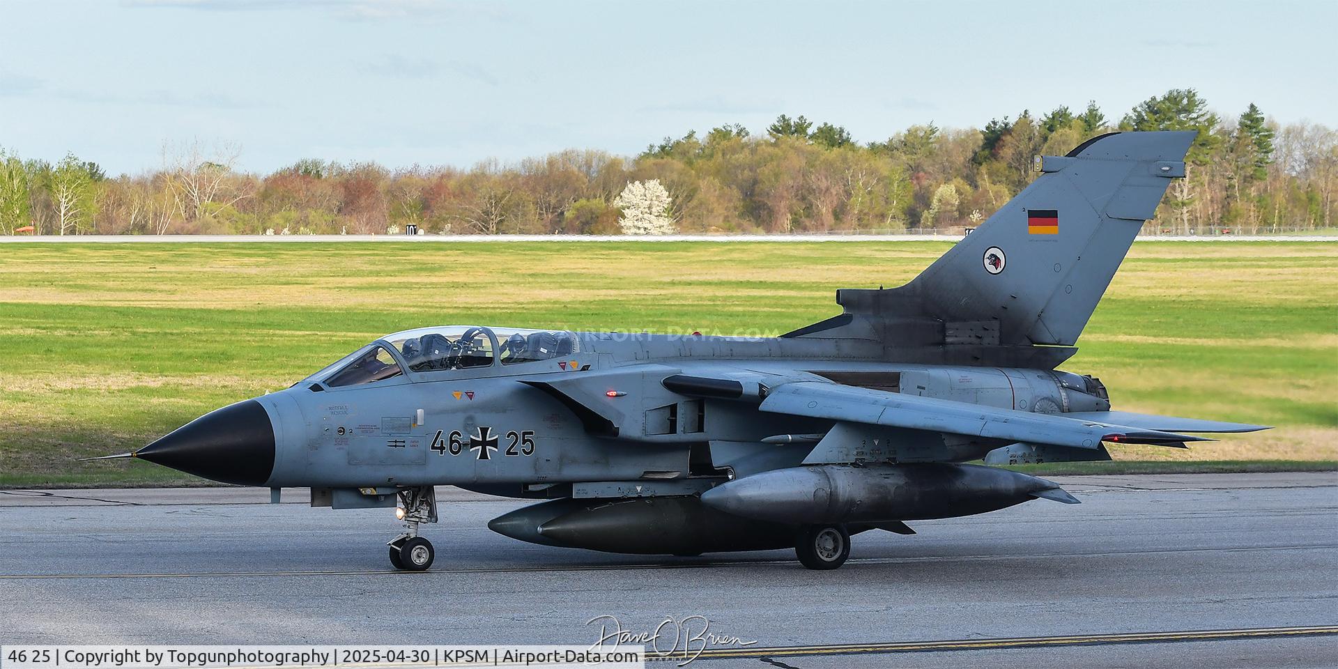 46 25, Panavia Tornado ECR C/N 821/GS258/4325, TLG51 heading home