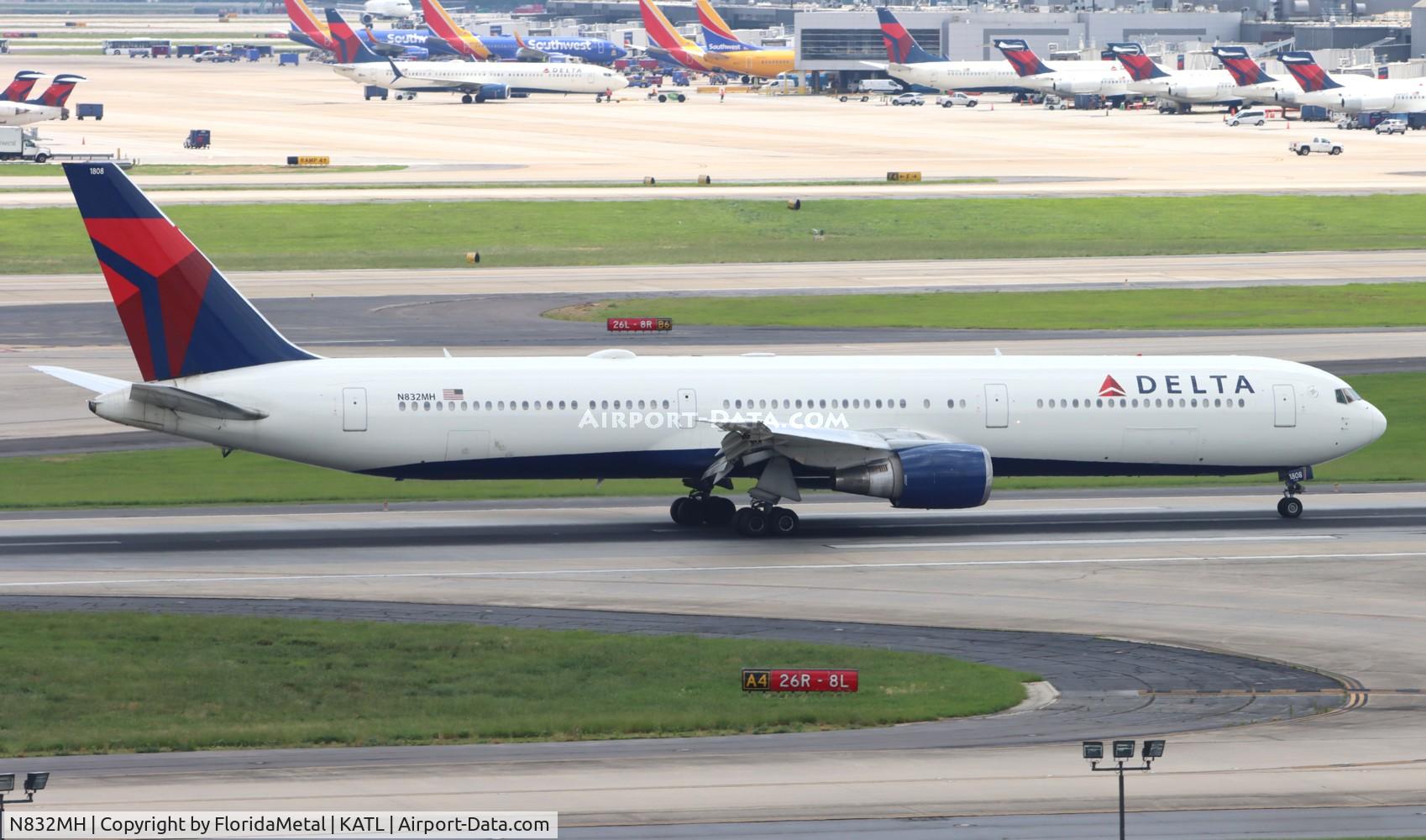 N832MH, 2000 Boeing 767-432/ER C/N 29704, DAL 764 zx nce, lfmn-atl