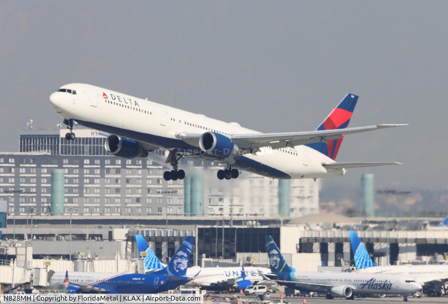 N828MH, 2000 Boeing 767-432/ER C/N 29699, DAL 764 zx lax-jfk