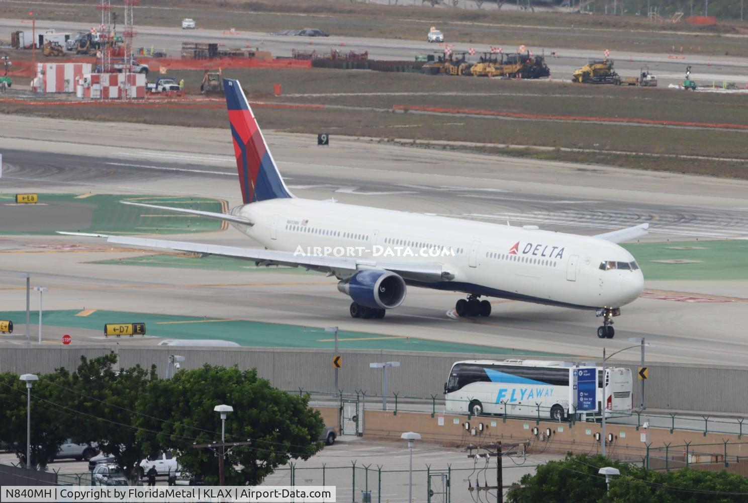 N840MH, 2001 Boeing 767-432/ER C/N 29718, DAL 764 zx lax-jfk