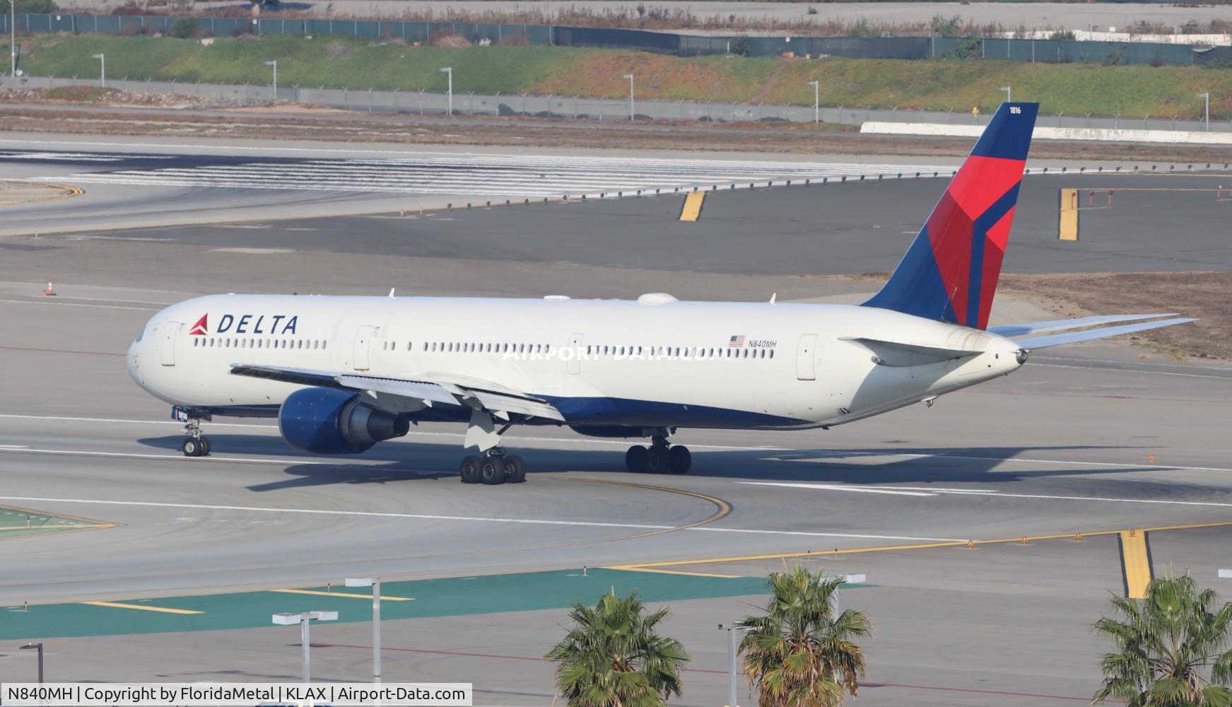 N840MH, 2001 Boeing 767-432/ER C/N 29718, DAL 764 lax-jfk