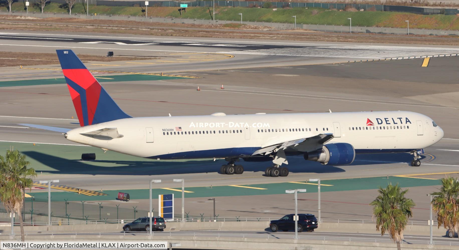 N836MH, 2000 Boeing 767-432/ER C/N 29709, DAL 764 zx lax-jfk
