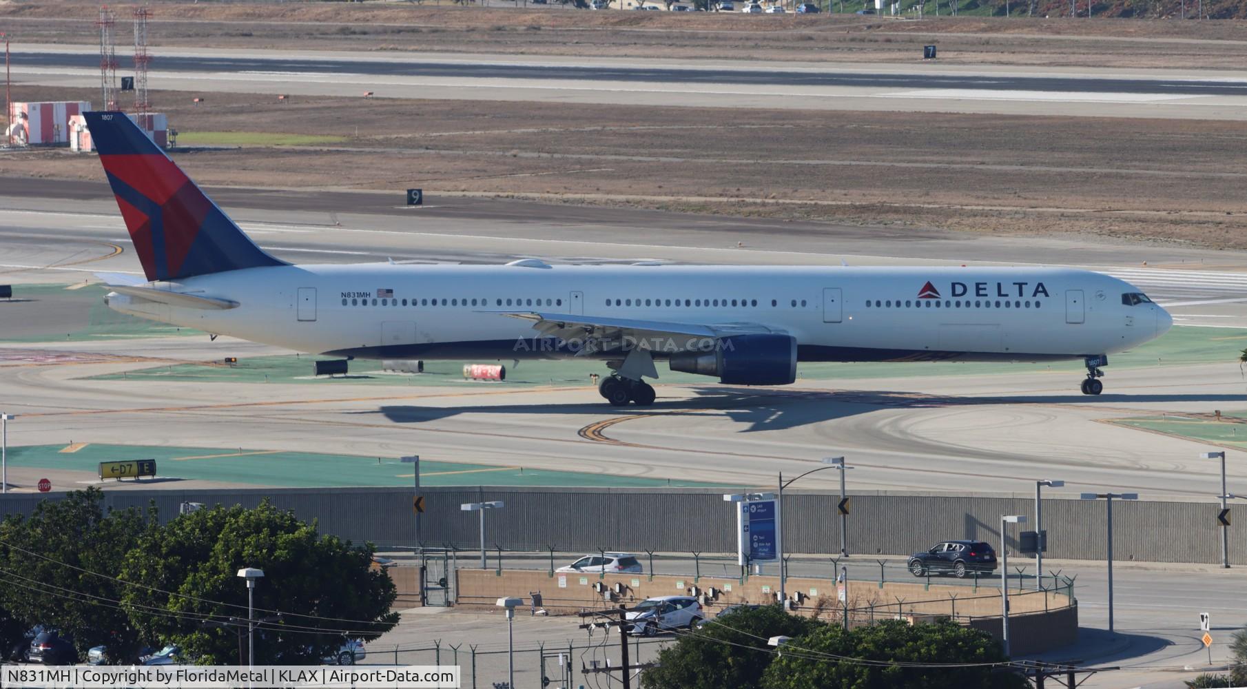 N831MH, 2000 Boeing 767-432/ER C/N 29702, DAL 764 zx lax-jfk