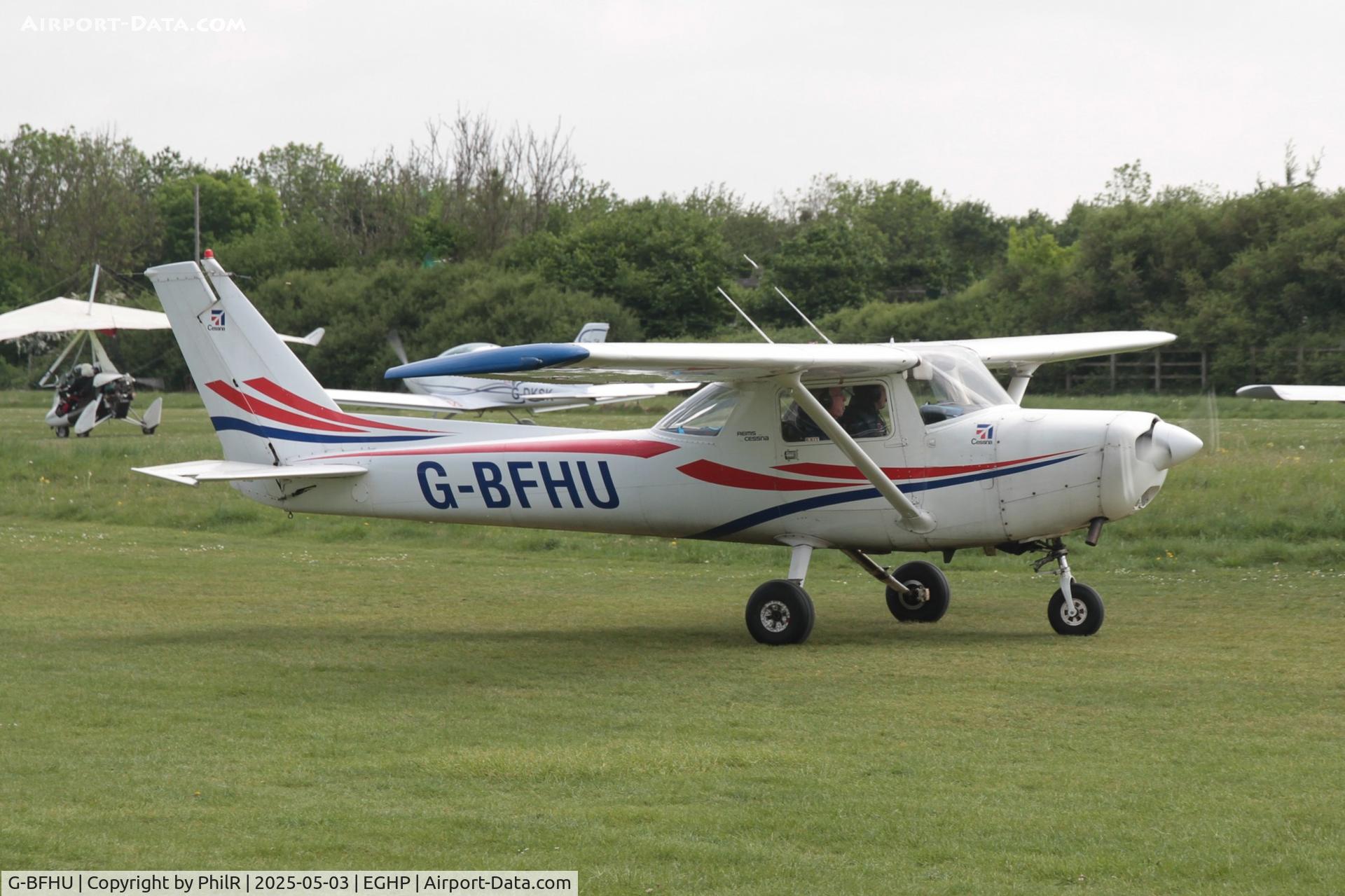 G-BFHU, 1977 Reims F152 C/N 1461, G-BFHU 1977 Reims Cessna F152 Popham Microlight Fly In