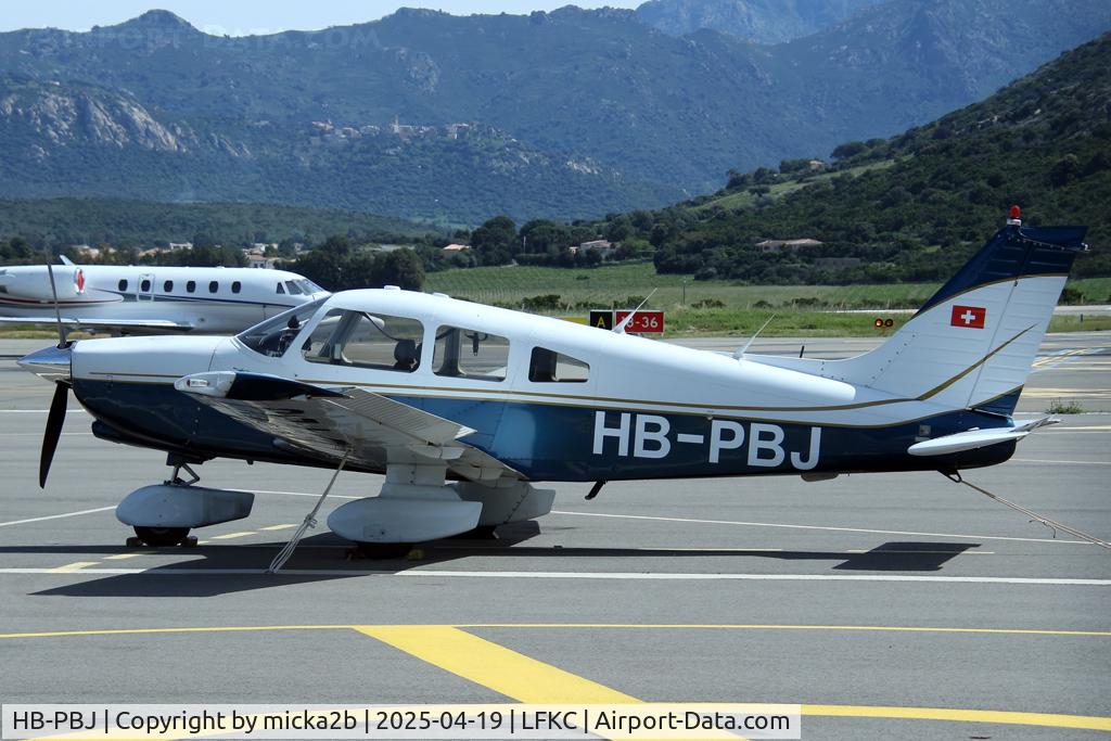 HB-PBJ, 1984 Piper PA-28-236 Dakota C/N 28-8411013, Parked