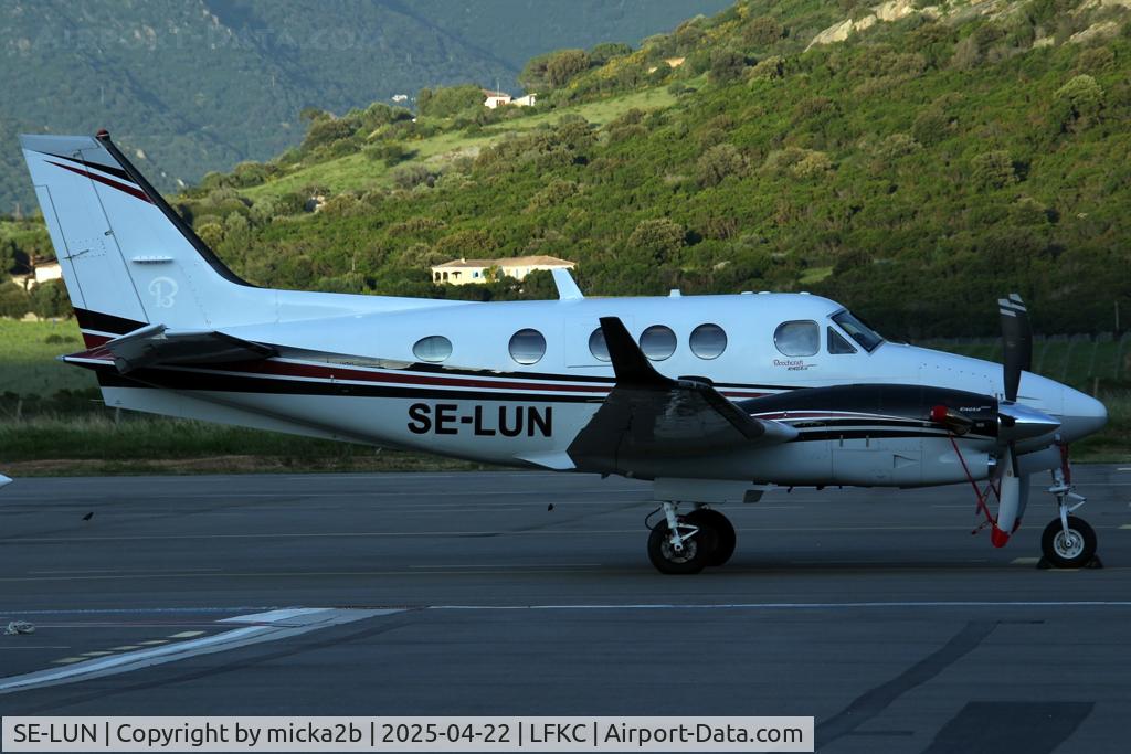 SE-LUN, 2006 Beech C90GT C/N LJ-1782, Parked