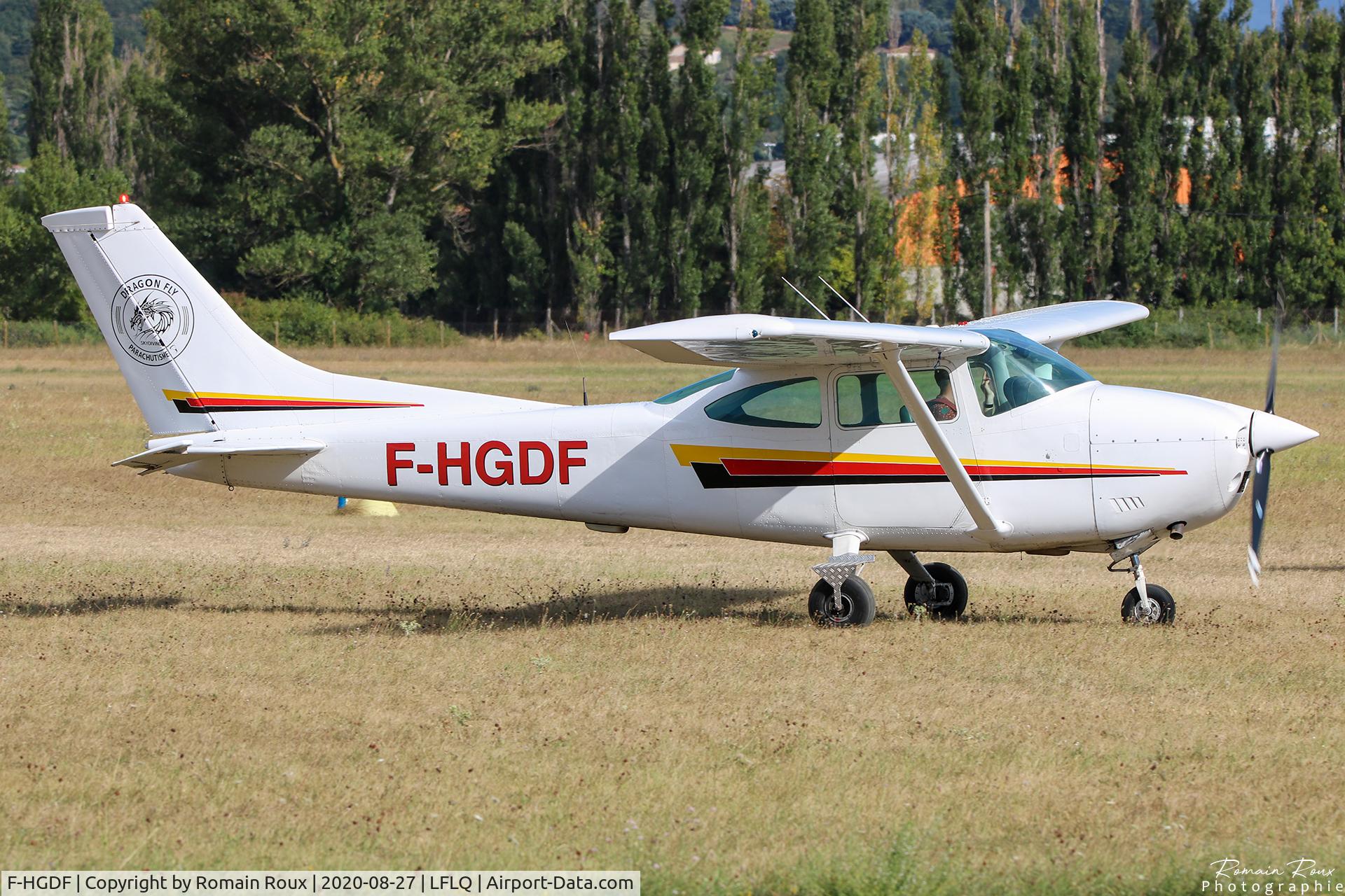 F-HGDF, Cessna 182Q Skylane Skylane C/N 18267212, Used for Skydive