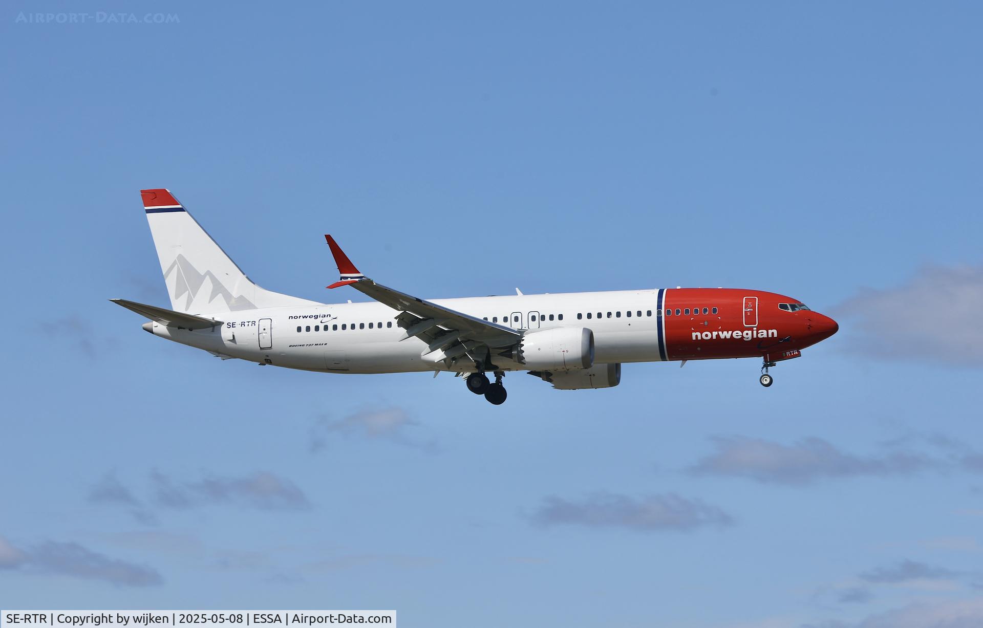 SE-RTR, 2024 Boeing 737 MAX 8 C/N 66300, Rwy 01L