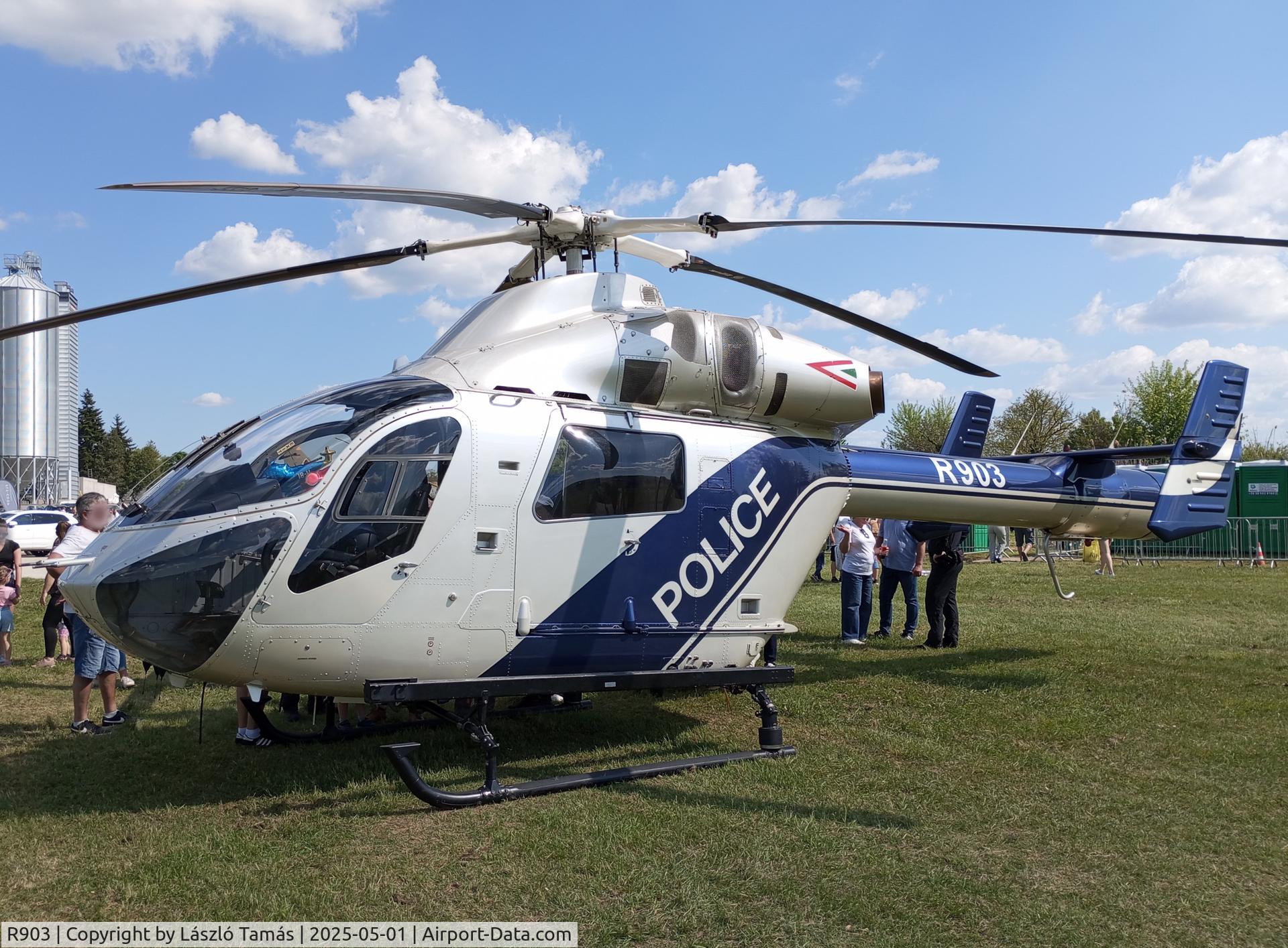 R903, 2001 MD Helicopters MD-900 Explorer C/N 900-00097, R903 at Kadarkút airshow...