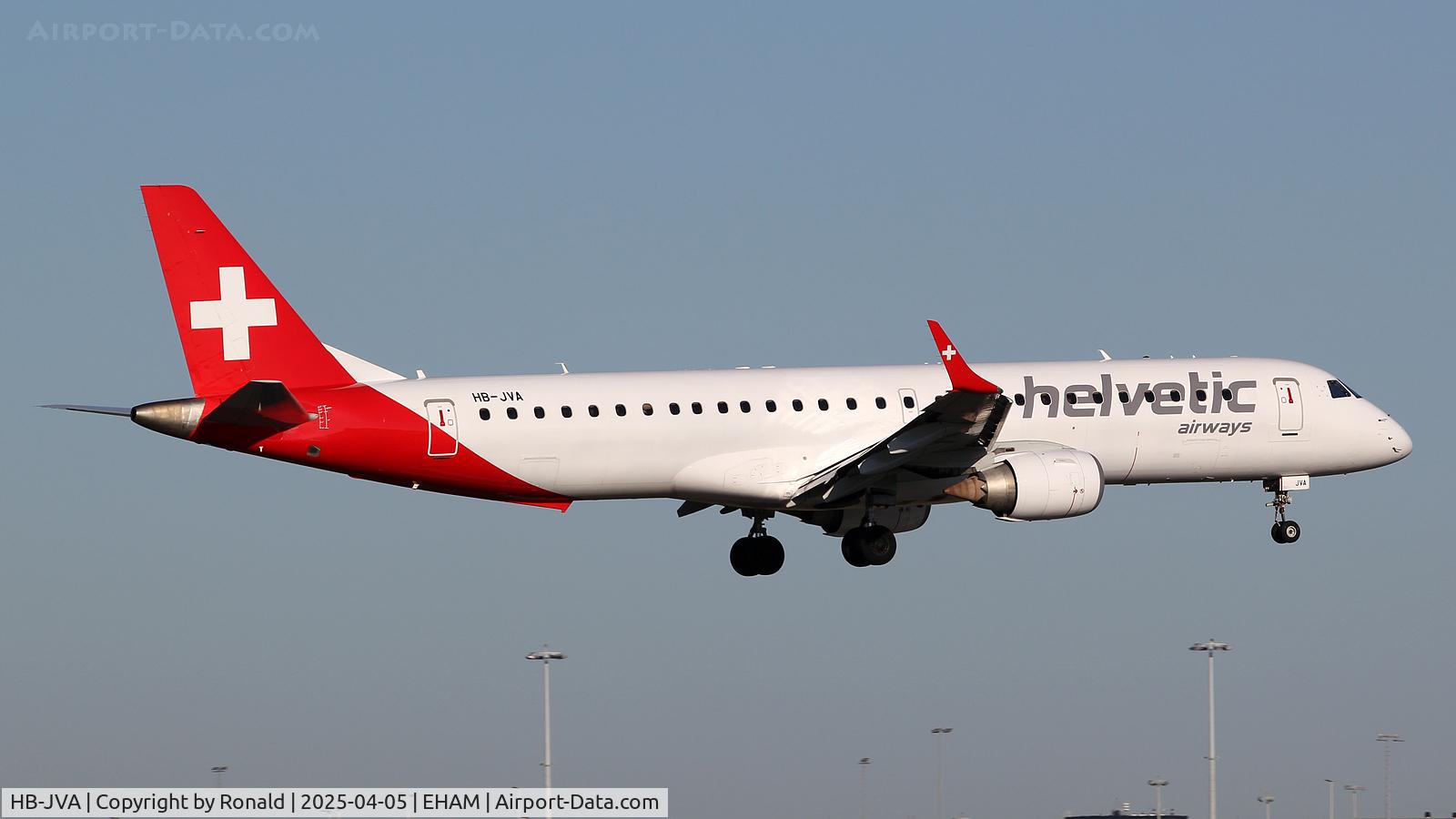 HB-JVA, Embraer ERJ-195AR (ERJ-190-200 IGW) C/N 19000491, at eham