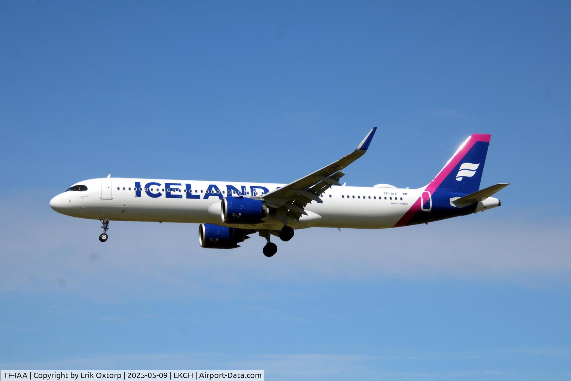 TF-IAA, 2024 Airbus A321-271NX C/N 12213, TF-IAA landing rw 22L