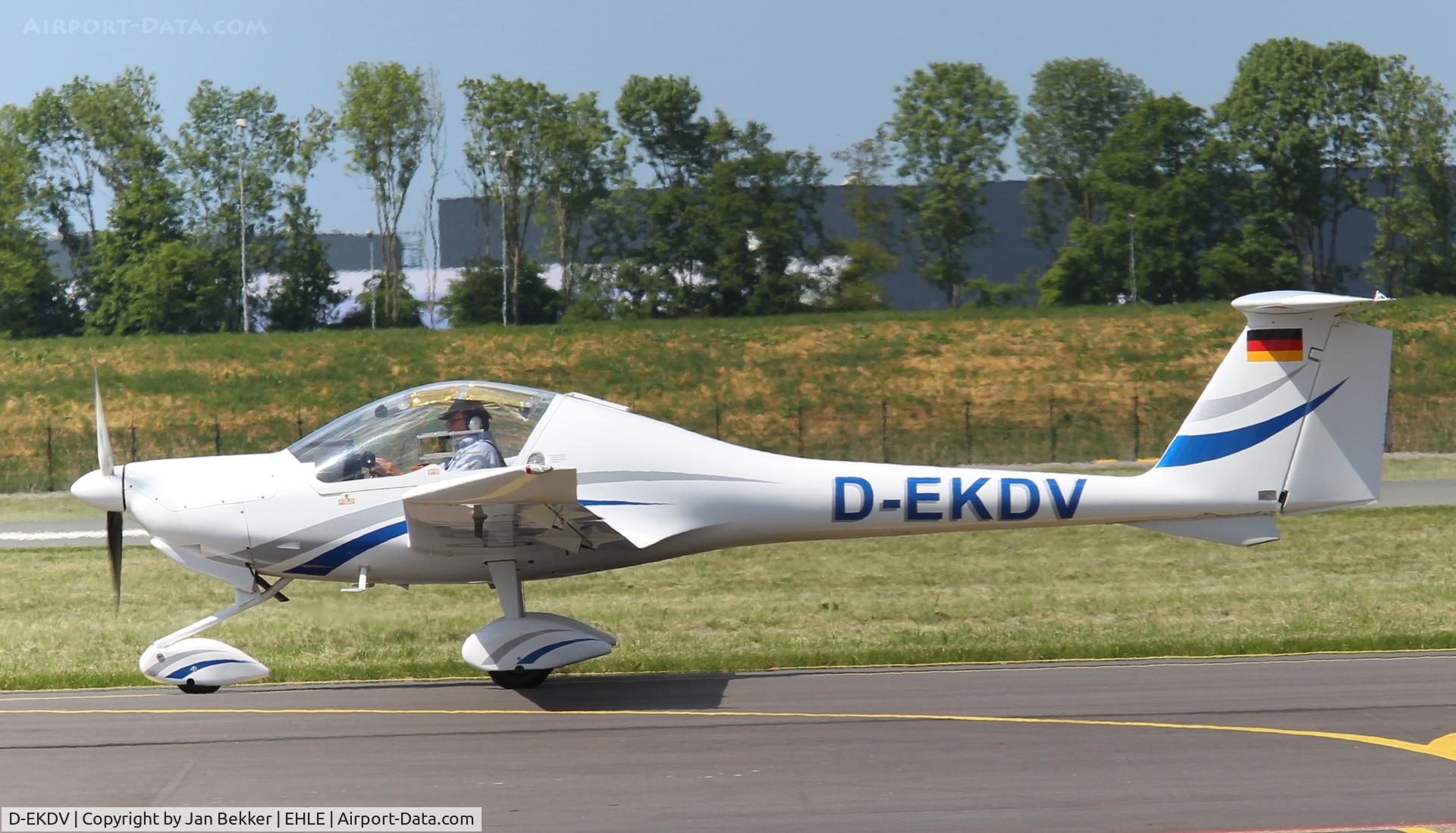 D-EKDV, HOAC DV20 Katana C/N 20075, Lelystad Airport