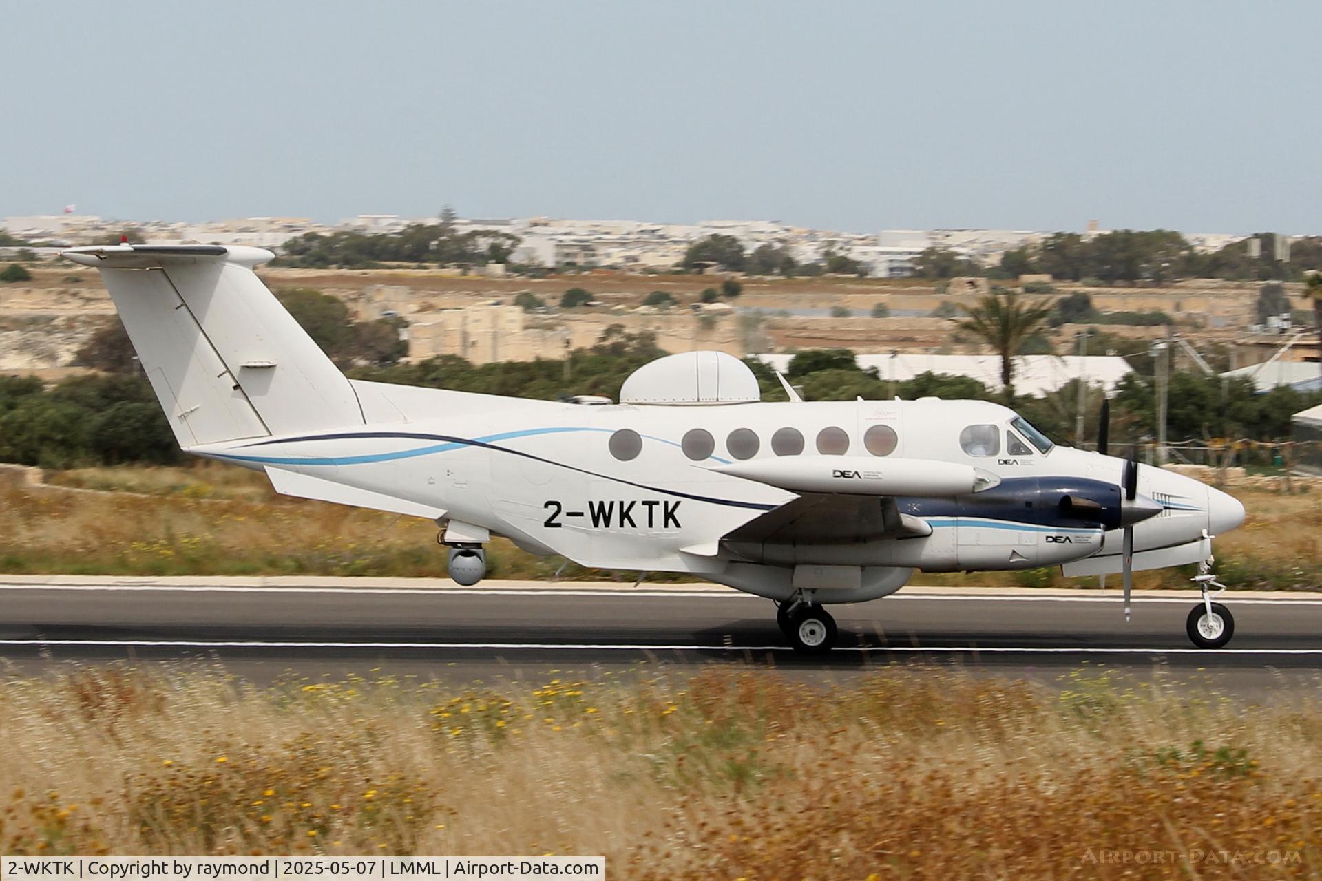 2-WKTK, 1985 Beech 200T Super King Air C/N BT-15, Beech 200T Super King Air reg 2-WKTK of Dea Aviation departing from RW05 in Malta.