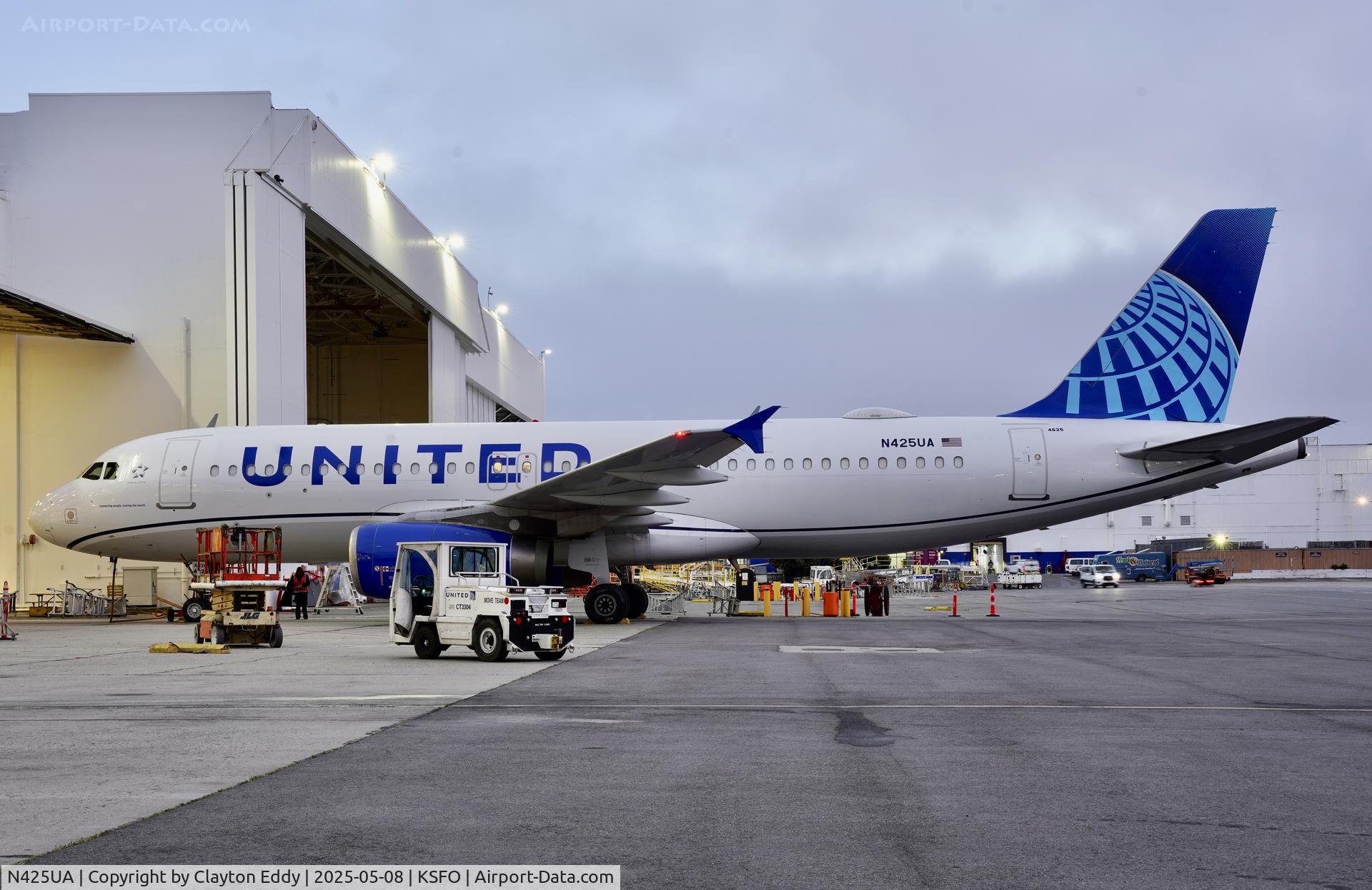 N425UA, 1995 Airbus A320-232 C/N 508, SFO 2025