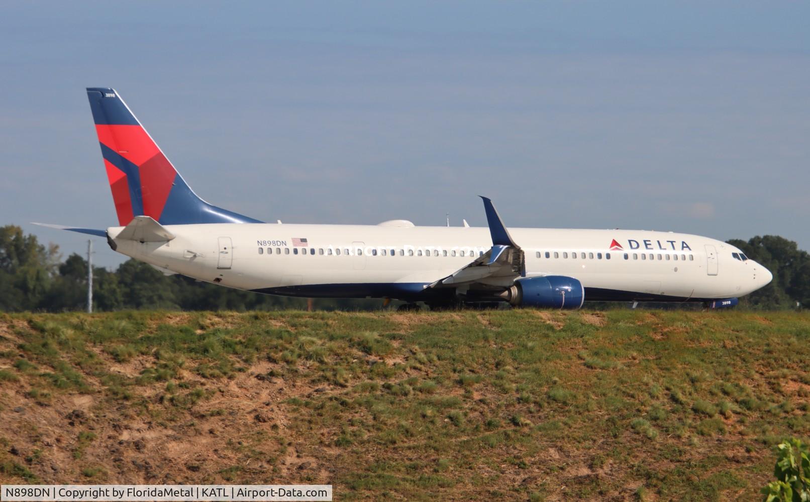 N898DN, 2018 Boeing 737-932/ER C/N 62778, DAL 739 zx atl-dtw