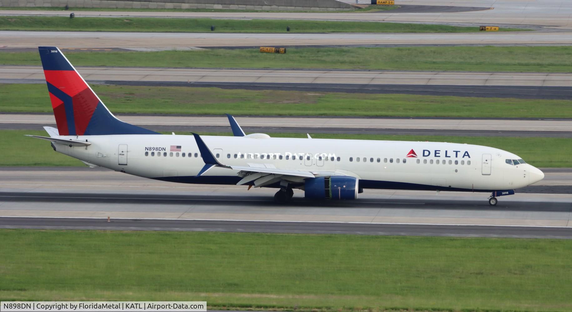 N898DN, 2018 Boeing 737-932/ER C/N 62778, DAL 739 zx smf-atl