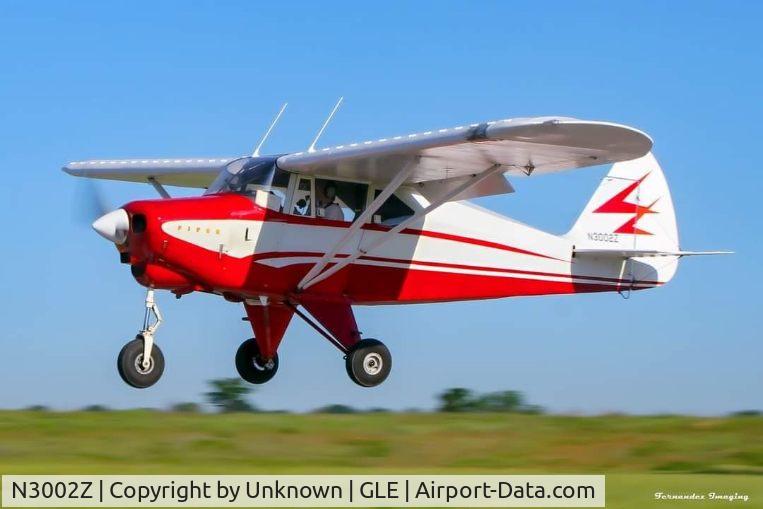 N3002Z, 1959 Piper PA-22-150 C/N 22-6953, Landing at Gainesville, Texas.