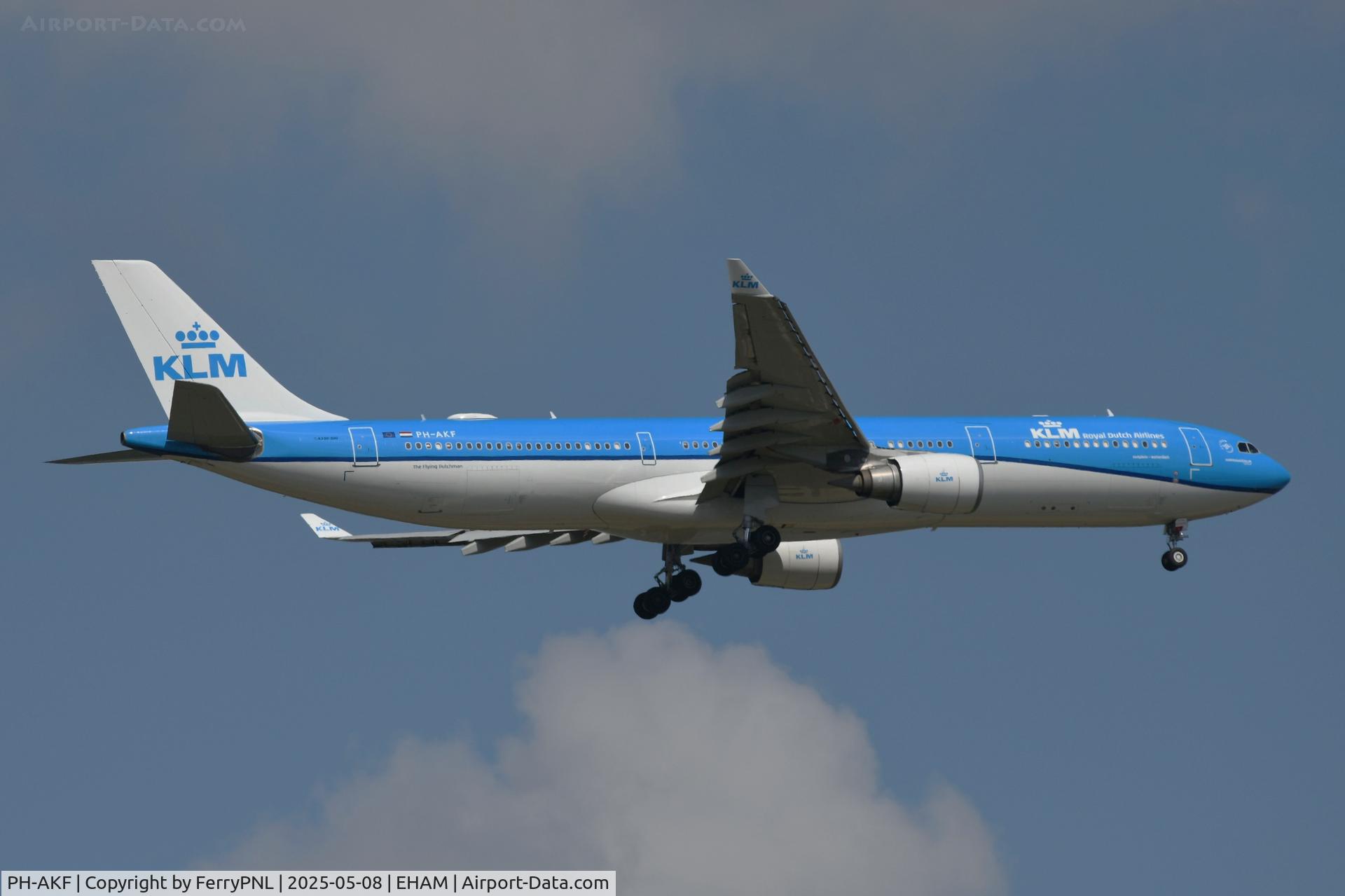 PH-AKF, 2014 Airbus A330-303 C/N 1580, KLM A333 landing as KL767 from BON