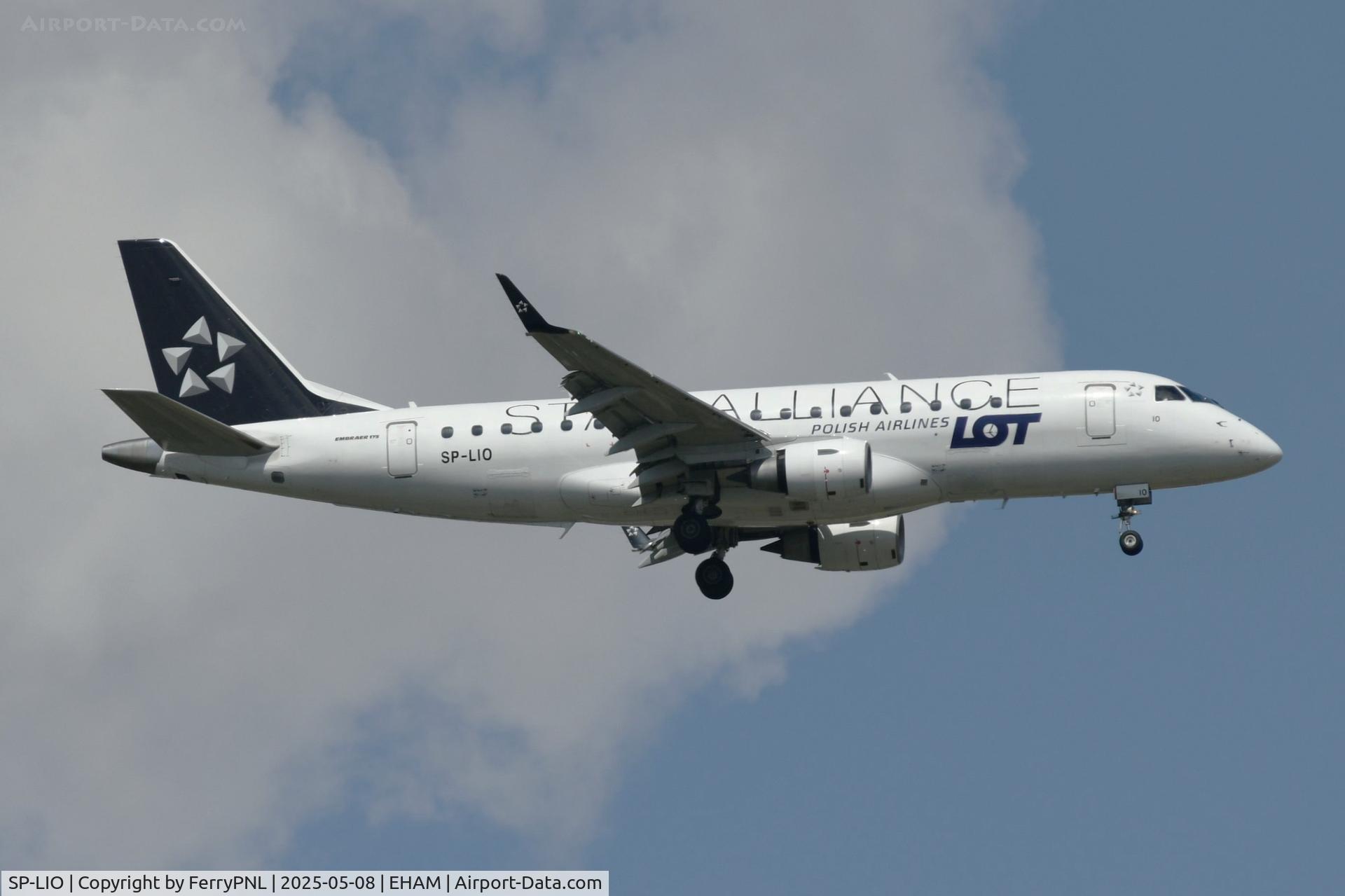 SP-LIO, 2010 Embraer 175LR (ERJ-170-200LR) C/N 17000321, LOT ERJ175 in STAR Alliance livery
