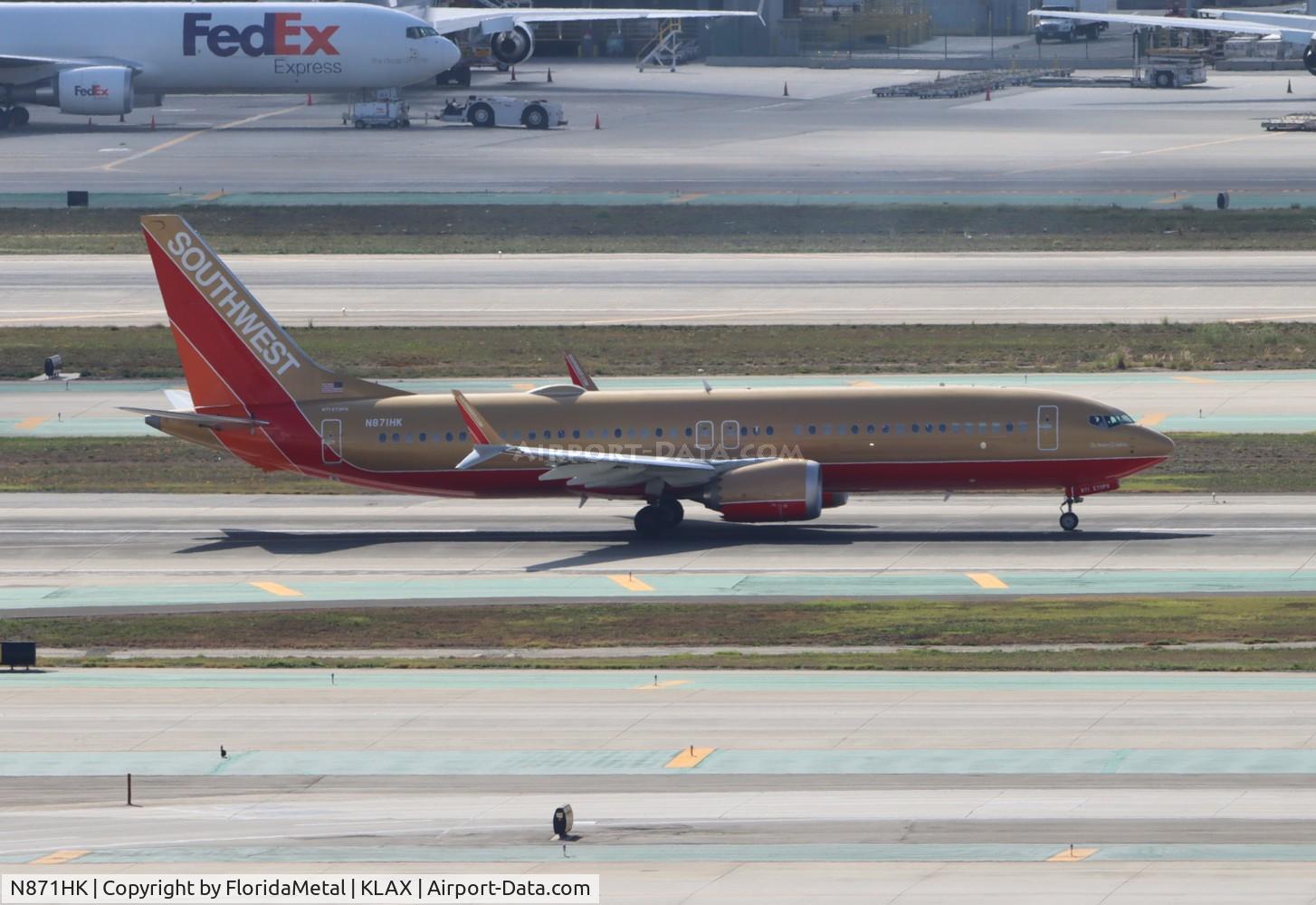 N871HK, 2022 Boeing 737-8 MAX C/N 67775, SWA 737-8 retro zx lax-las