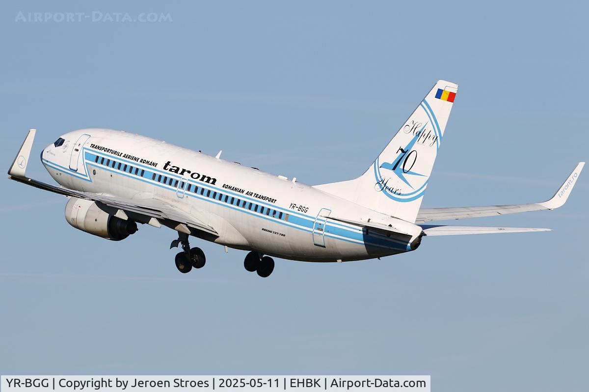 YR-BGG, 2001 Boeing 737-78J C/N 28442, 70 years
