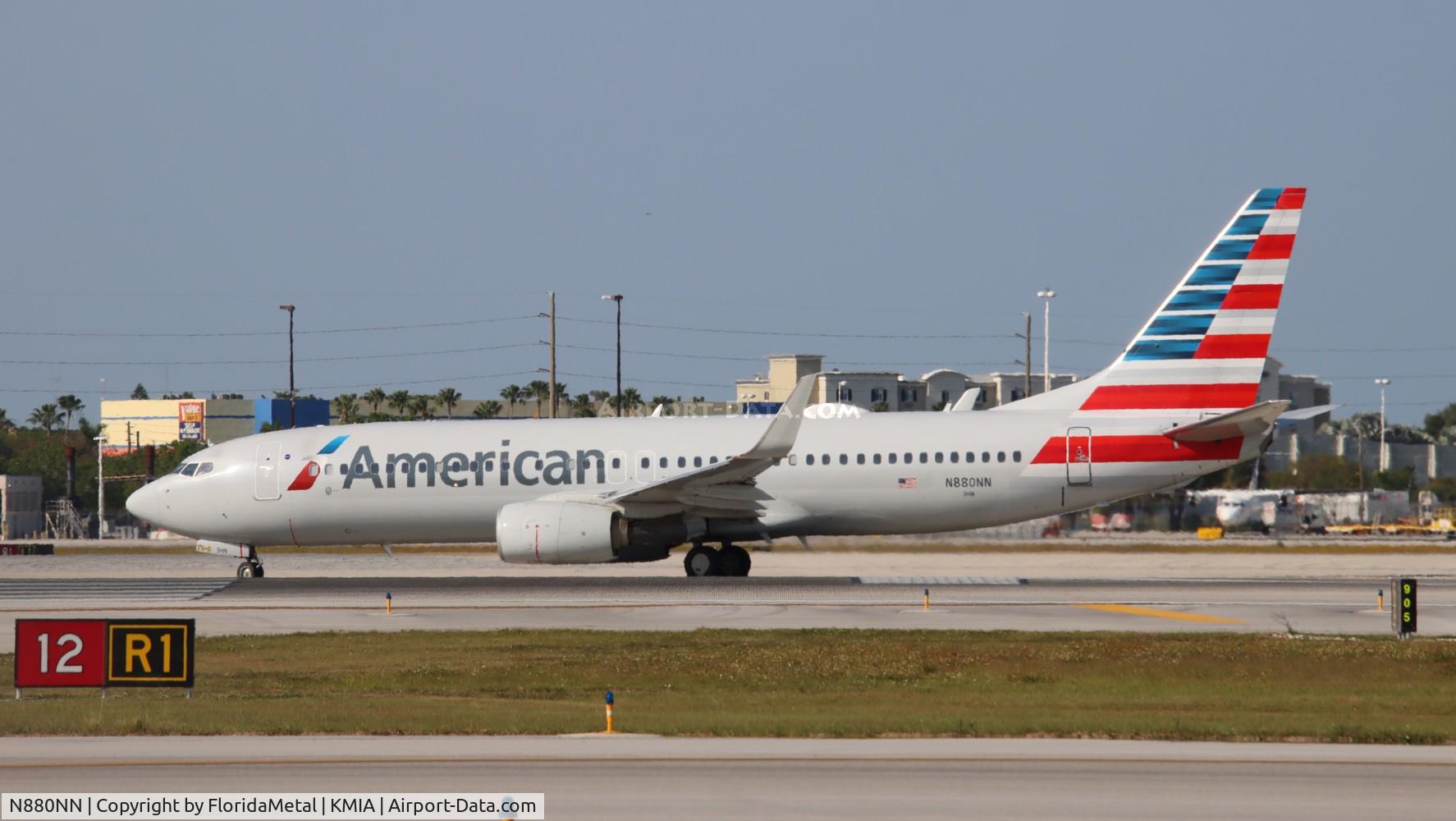 N880NN, 2011 Boeing 737-823 C/N 40769, AAL 738 zx mia-tpa