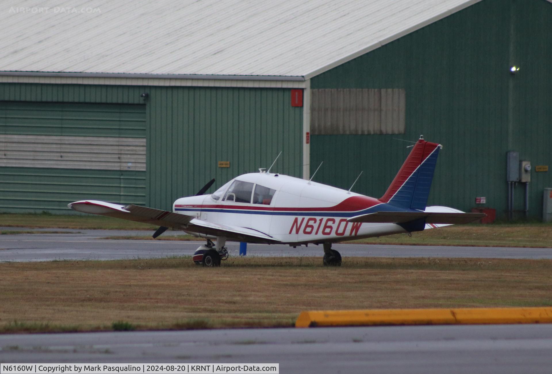 N6160W, 1964 Piper PA-28-140 C/N 28-20056, Piper PA-28-140