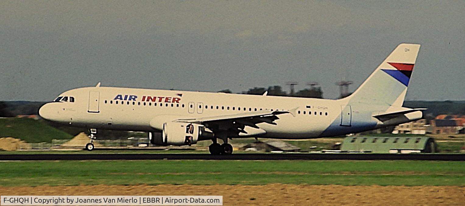 F-GHQH, 1990 Airbus A320-211 C/N 0156, ex-slide