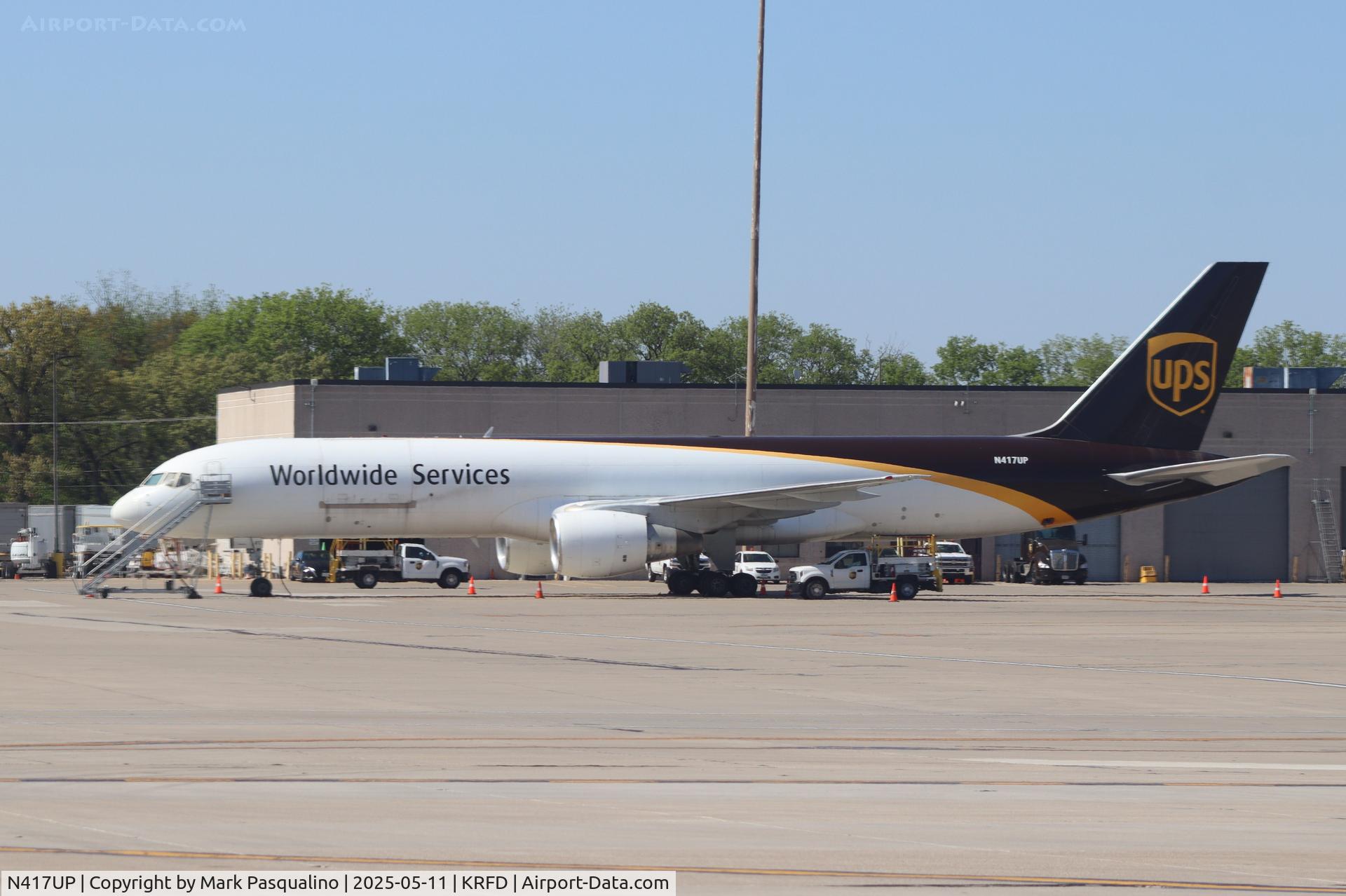 N417UP, 1990 Boeing 757-24APF C/N 23904, Boeing 757-24AF