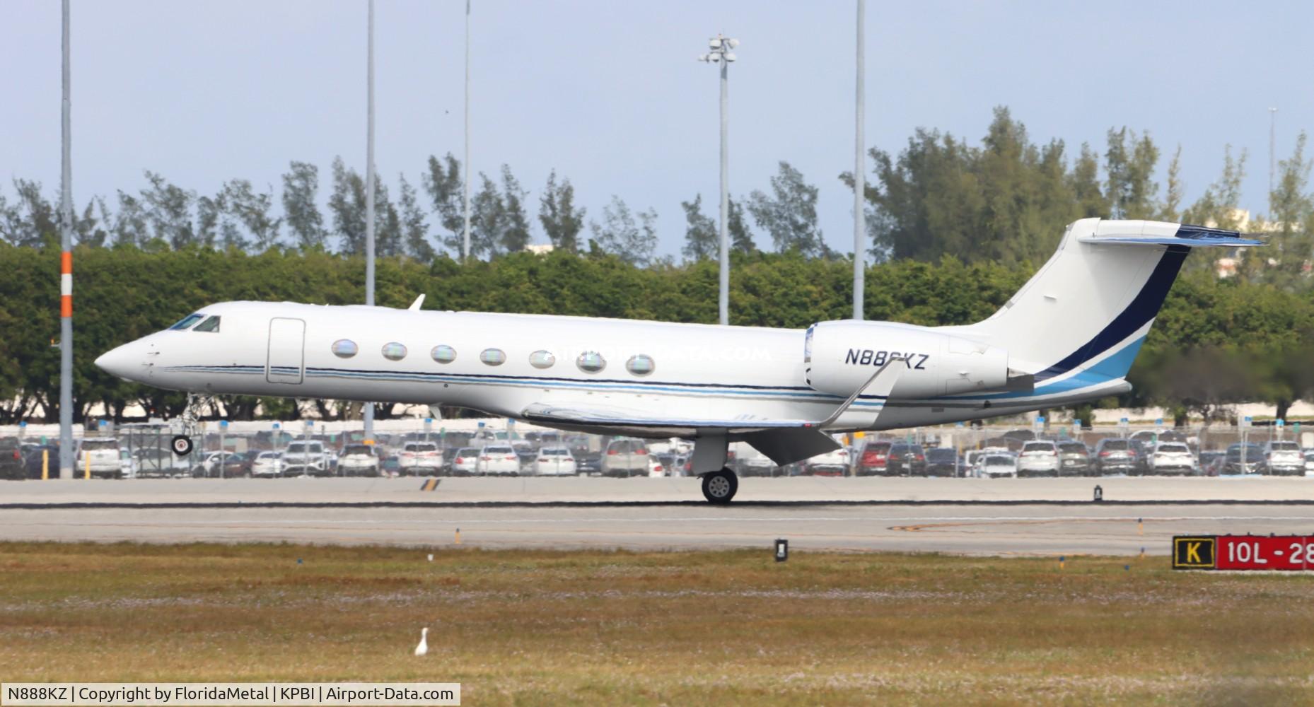 N888KZ, Gulfstream Aerospace GV-SP (G550) C/N 5309, G550 zx 
