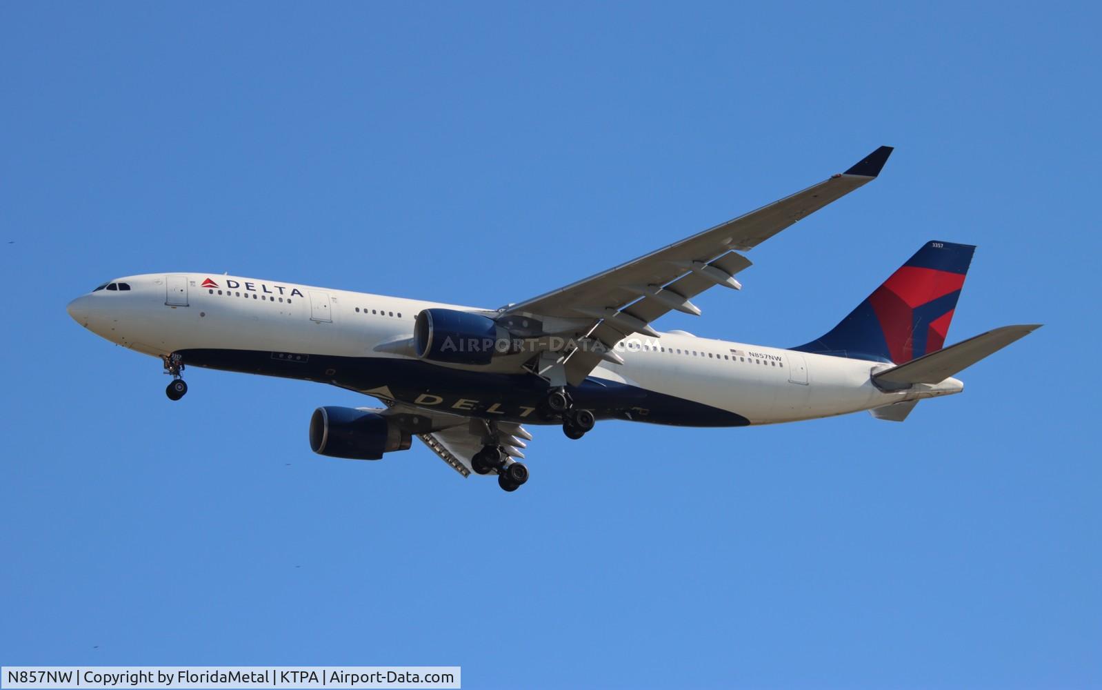 N857NW, 2004 Airbus A330-223 C/N 0633, DAL A332 zx atl-tpa