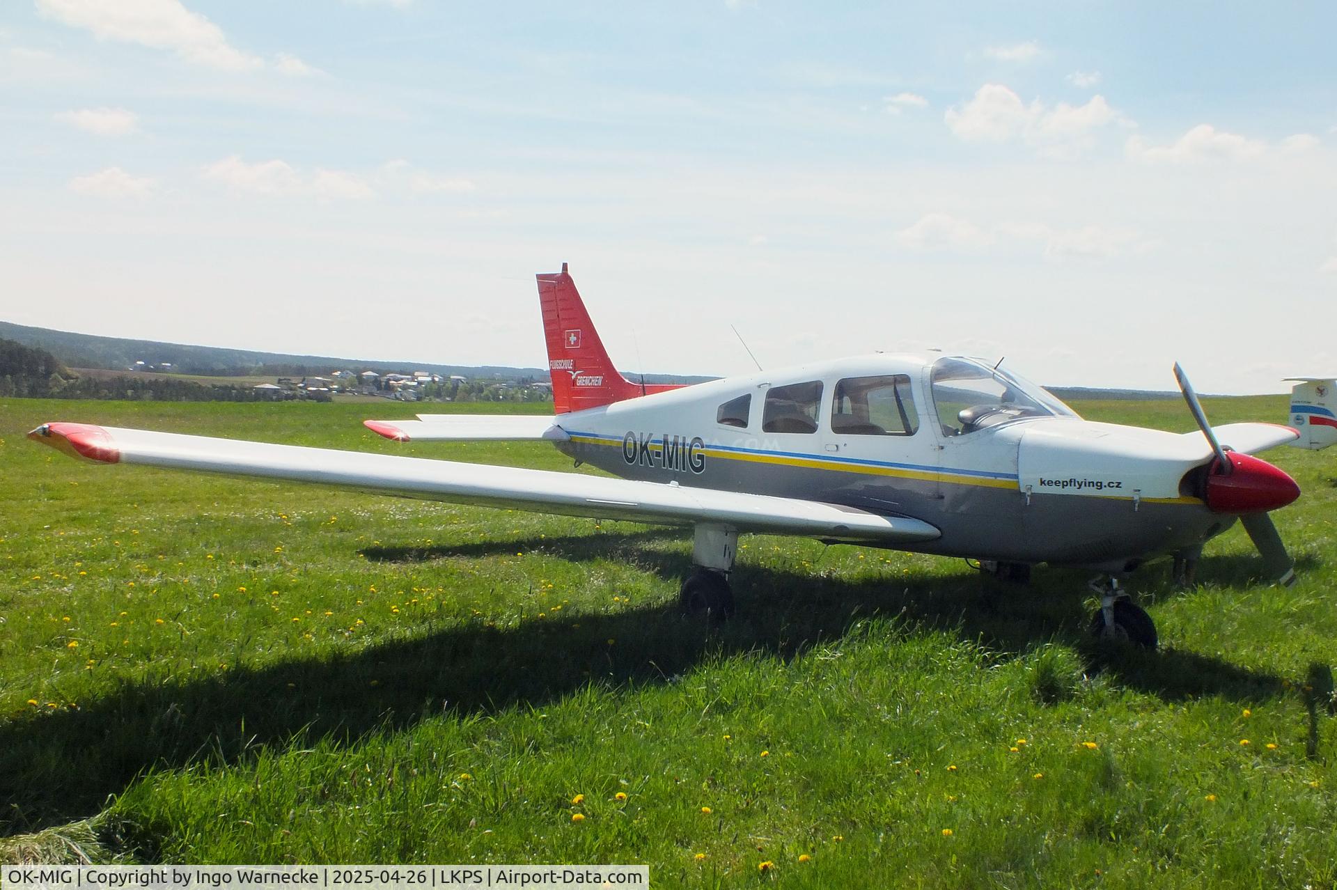 OK-MIG, 1989 Piper PA-28-181 Archer II C/N 28-90123, Piper PA-28-181 Archer II at the 2025 Plasy Den ve vzduchu airshow