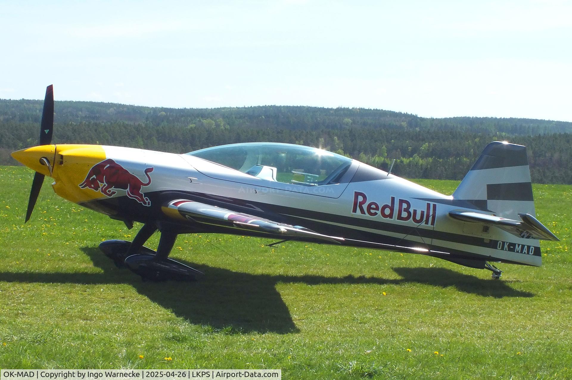 OK-MAD, Extra NG C/N NG015, Extra NG at the 2025 Plasy Den ve vzduchu airshow