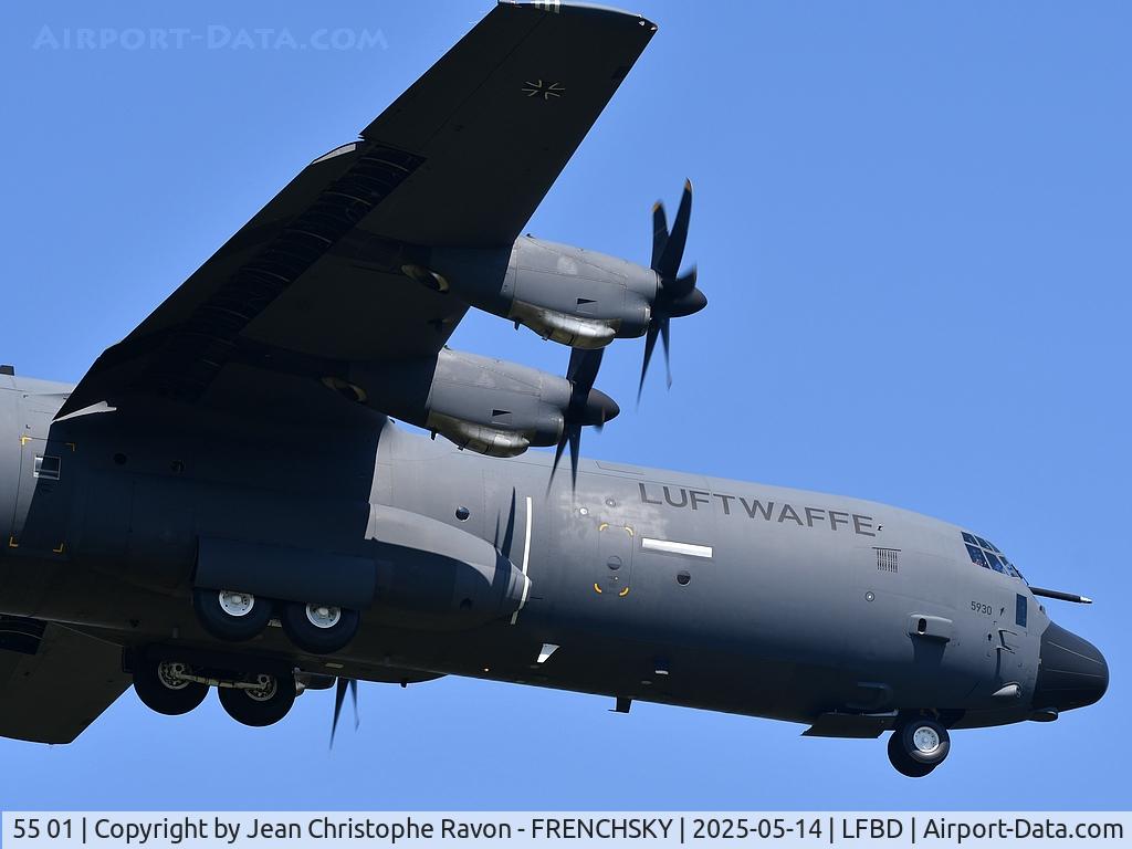 55 01, Lockheed C-130J-30 Super Hercules C/N 382-5930, GAF5930 Bordeaux - Bordeaux