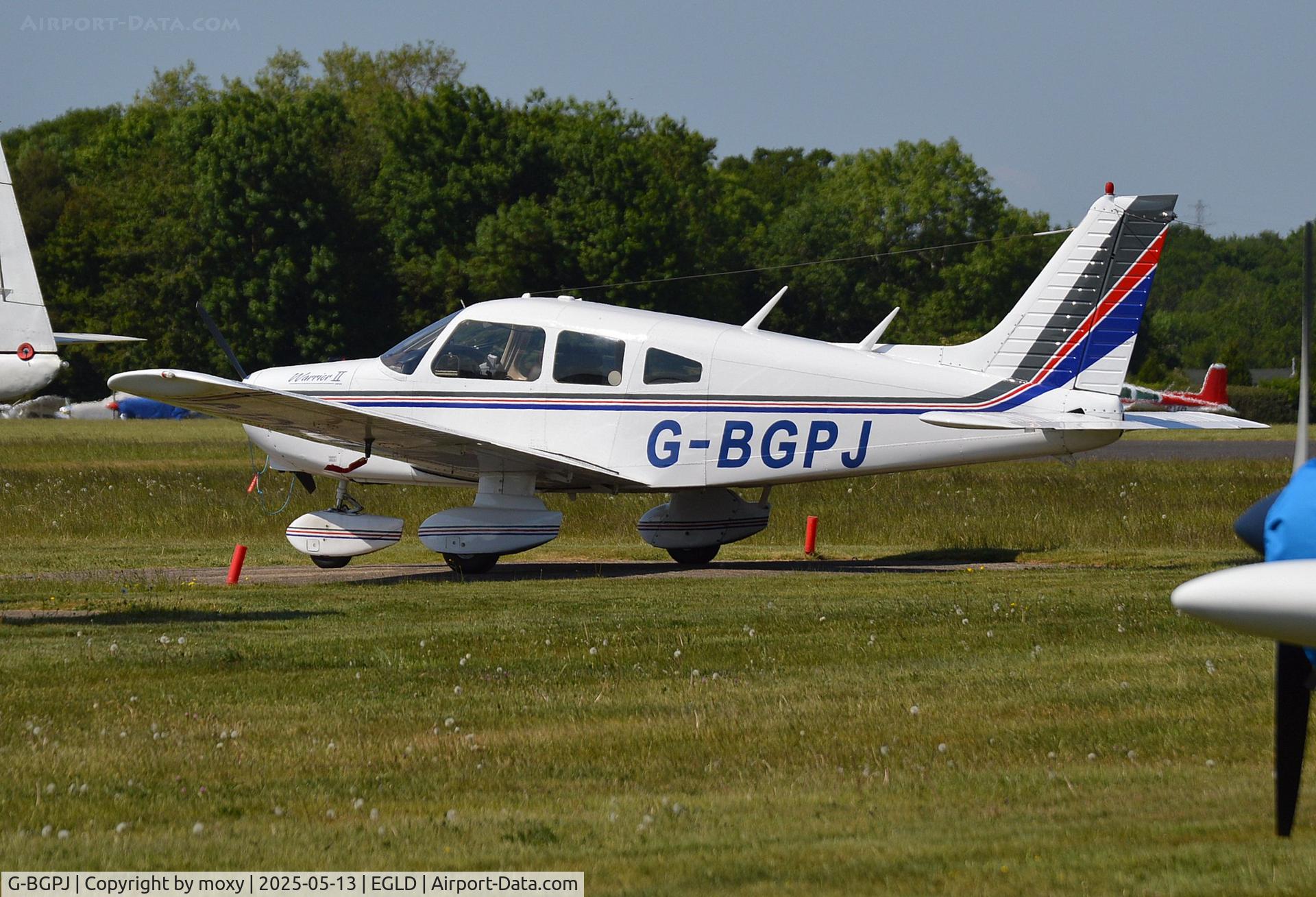 G-BGPJ, 1979 Piper PA-28-161 Cherokee Warrior II C/N 28-7916288, Piper PA-28-161 Cherokee Warrior II at Denham. Ex N9602N