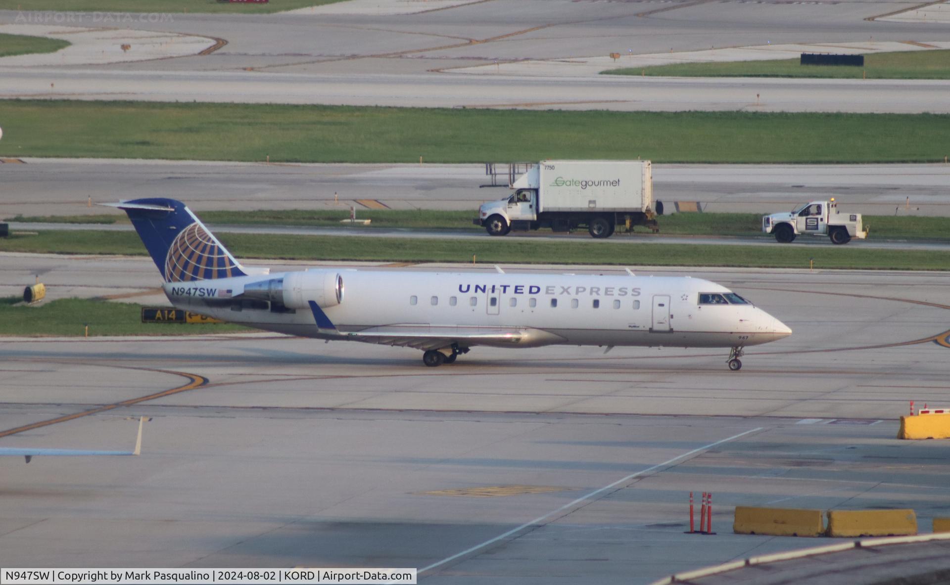 N947SW, 2003 Bombardier CRJ-200LR (CL-600-2B19) C/N 7786, CL-600-2B19