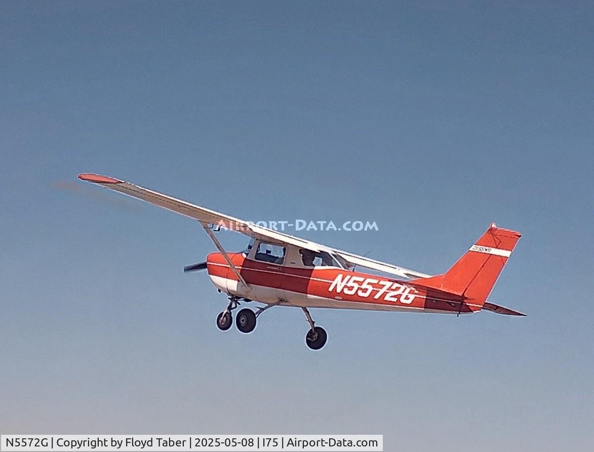 N5572G, 1969 Cessna 150J C/N 15071072, Headed to pickup another airplane