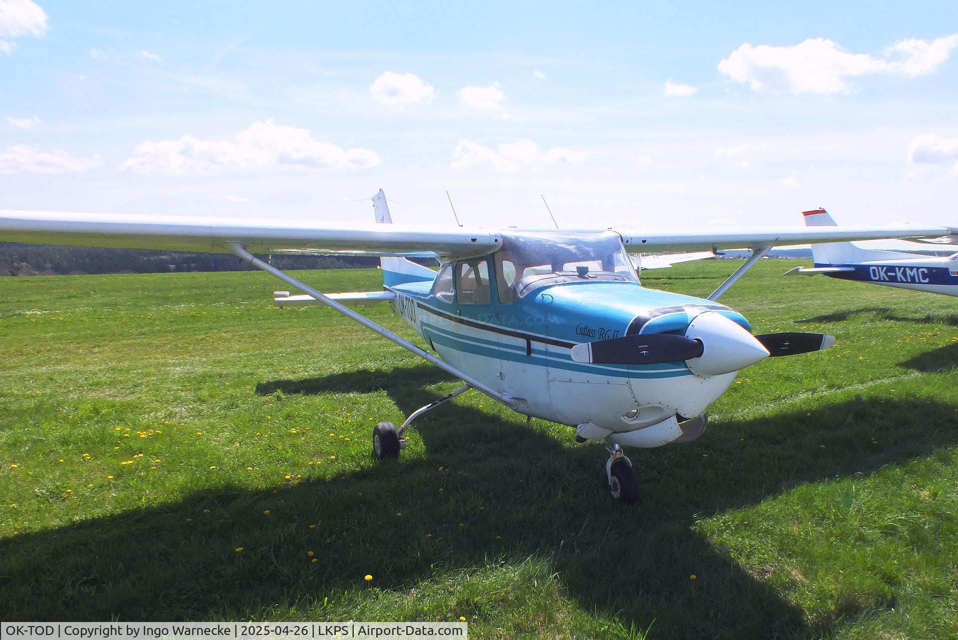 OK-TOD, Cessna 172RG Cutlass RG C/N 172RG-0831, Cessna 172RG Cutlass RG at the 2025 Plasy Den ve vzduchu airshow