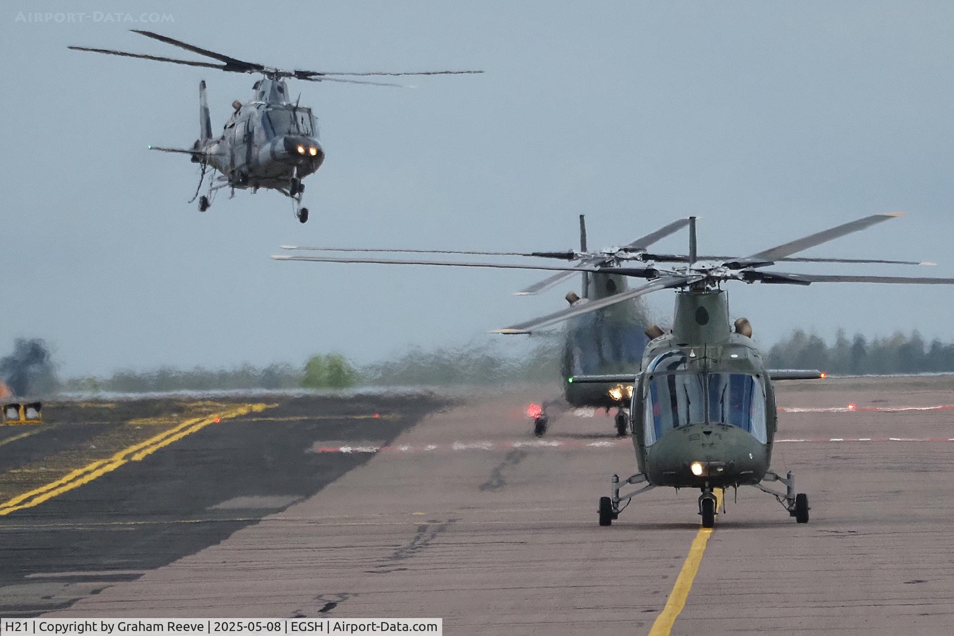 H21, Agusta A-109BA C/N 0321, Belgian Air Force, H21, H38 and H46 arriving at Norwich.