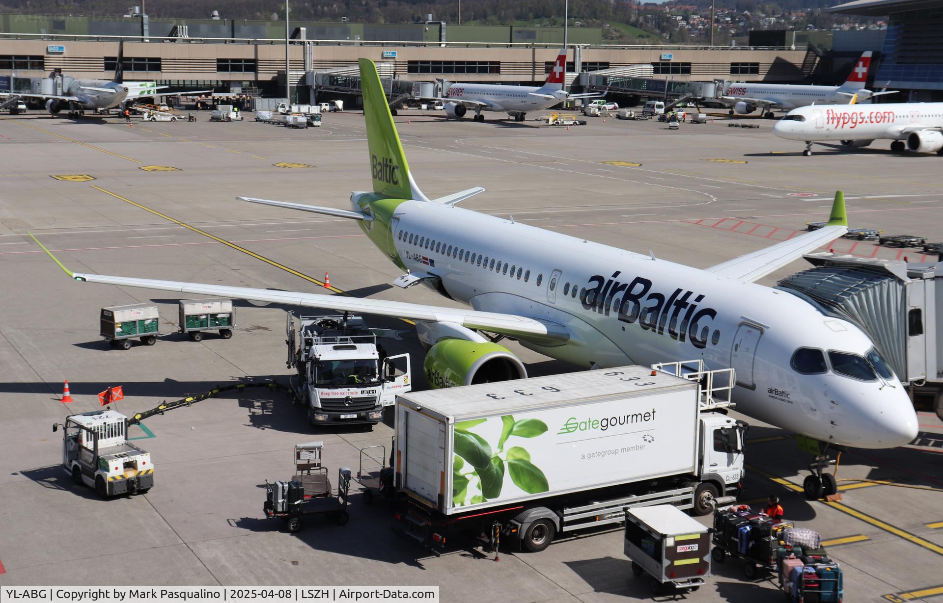 YL-ABG, 2022 Airbus A220-300 C/N 55154, Airbus A220-371