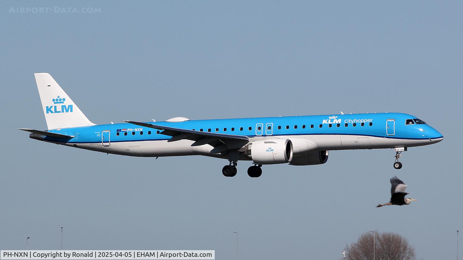 PH-NXN, 2022 Embraer E195-E2 C/N 19020084, at eham