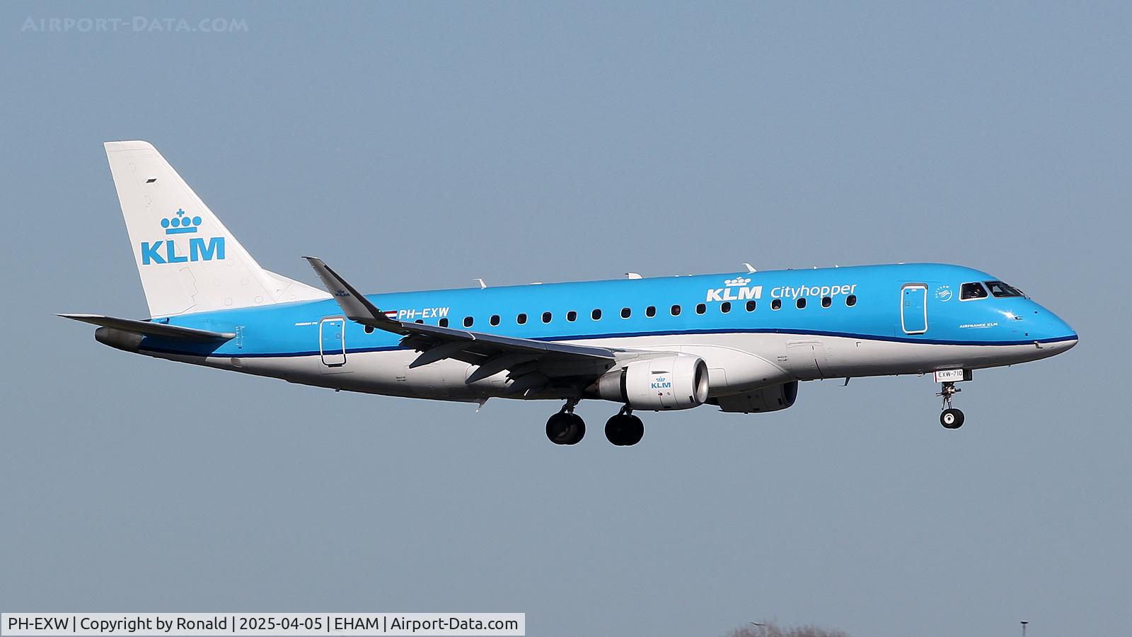 PH-EXW, 2018 Embraer ERJ-175STD (ERJ-170-200) C/N 17000710, at eham