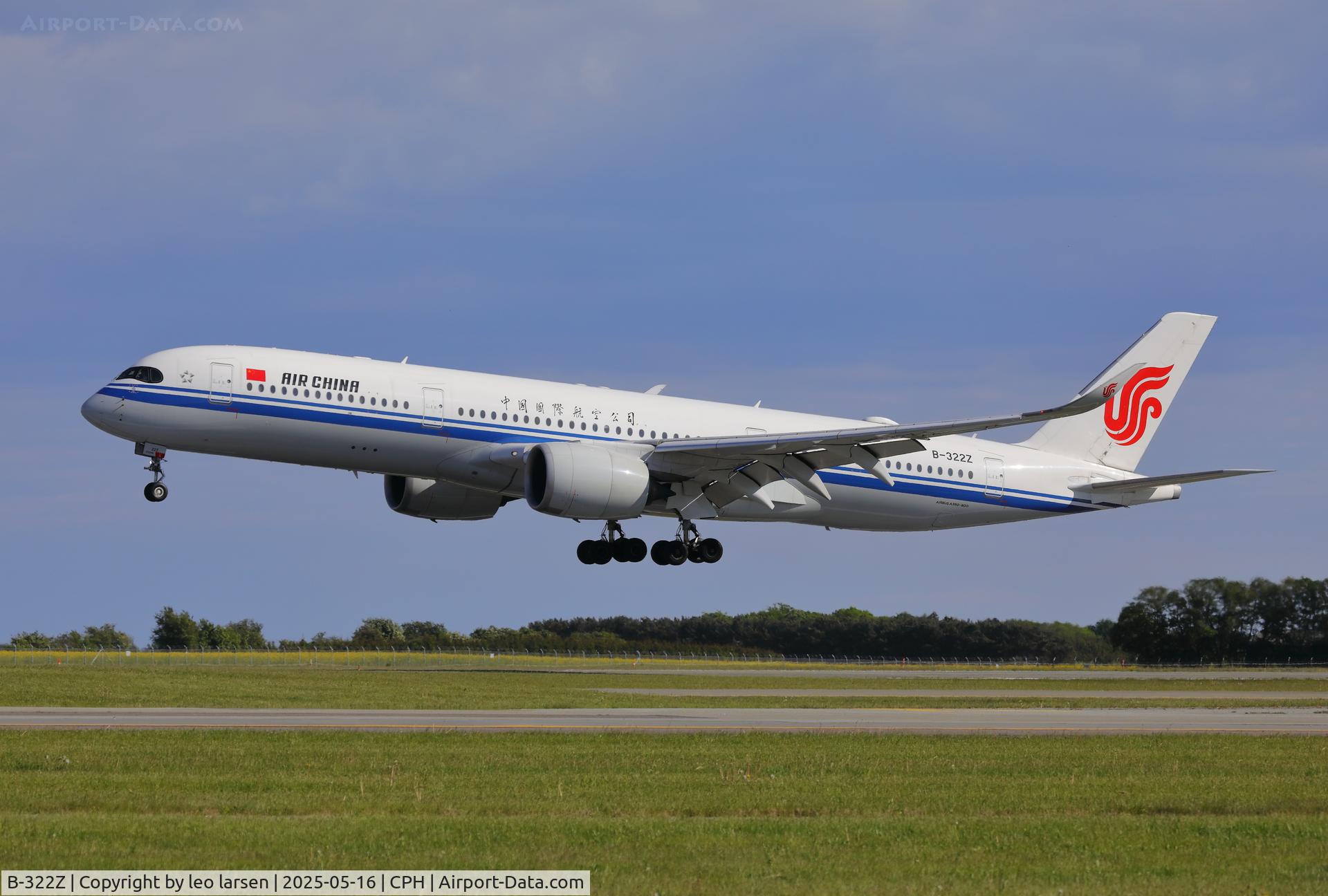 B-322Z, 2021 Airbus A350-941 C/N 481, Copenhagen 16.5.2025