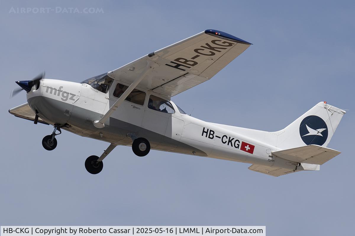 HB-CKG, 1986 Reims F172P Skyhawk C/N F17202251, Runway 31