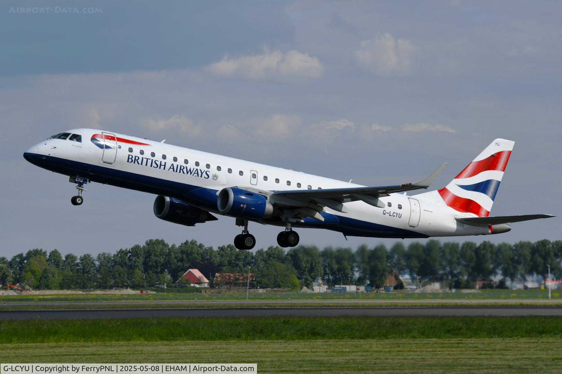 G-LCYU, 2014 Embraer 190SR (ERJ-190-100SR) C/N 19000674, BA Cityline ERJ190 lifting-off
