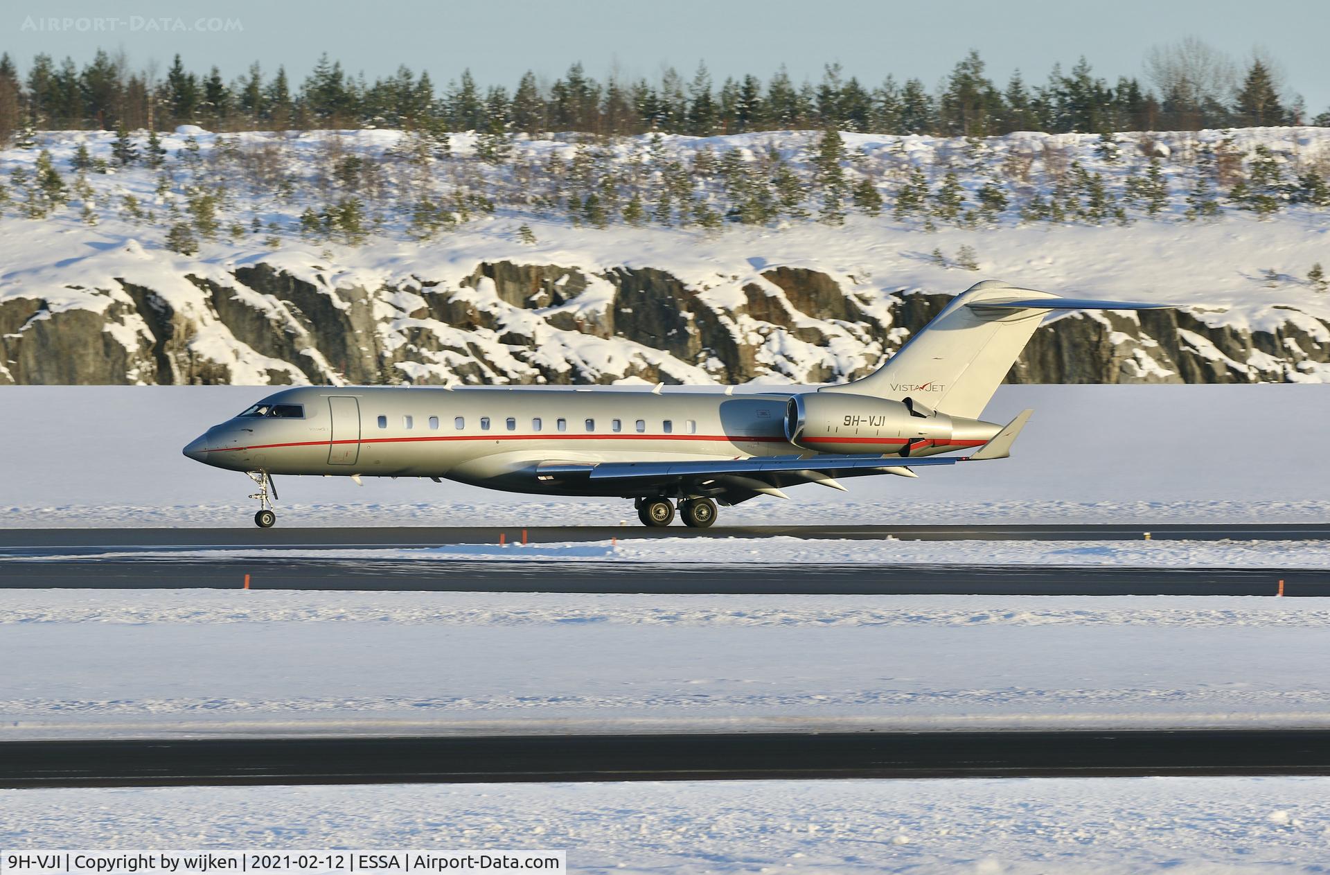 9H-VJI, 2013 Bombardier BD-700-1A10 Global 6000 C/N 9593, Rwy 01R