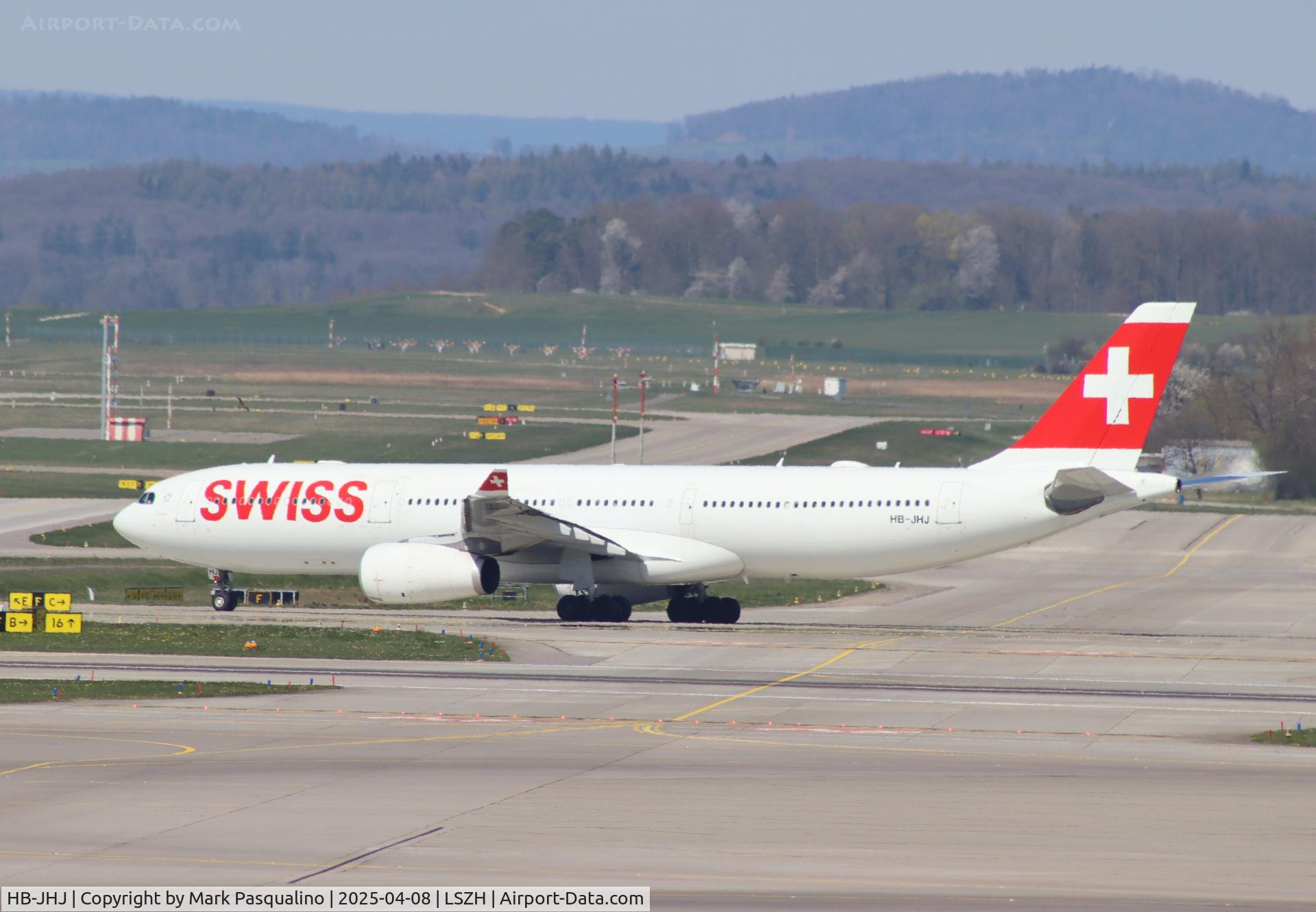 HB-JHJ, 2010 Airbus A330-343X C/N 1188, Airbus A330-343X