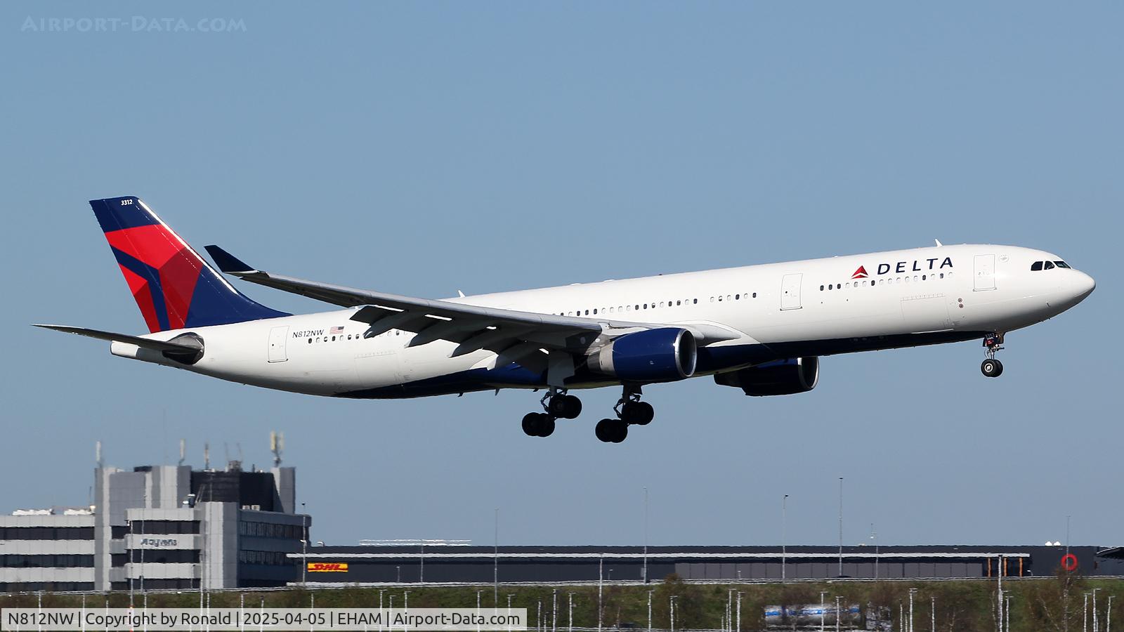 N812NW, 2006 Airbus A330-323 C/N 0784, at eham