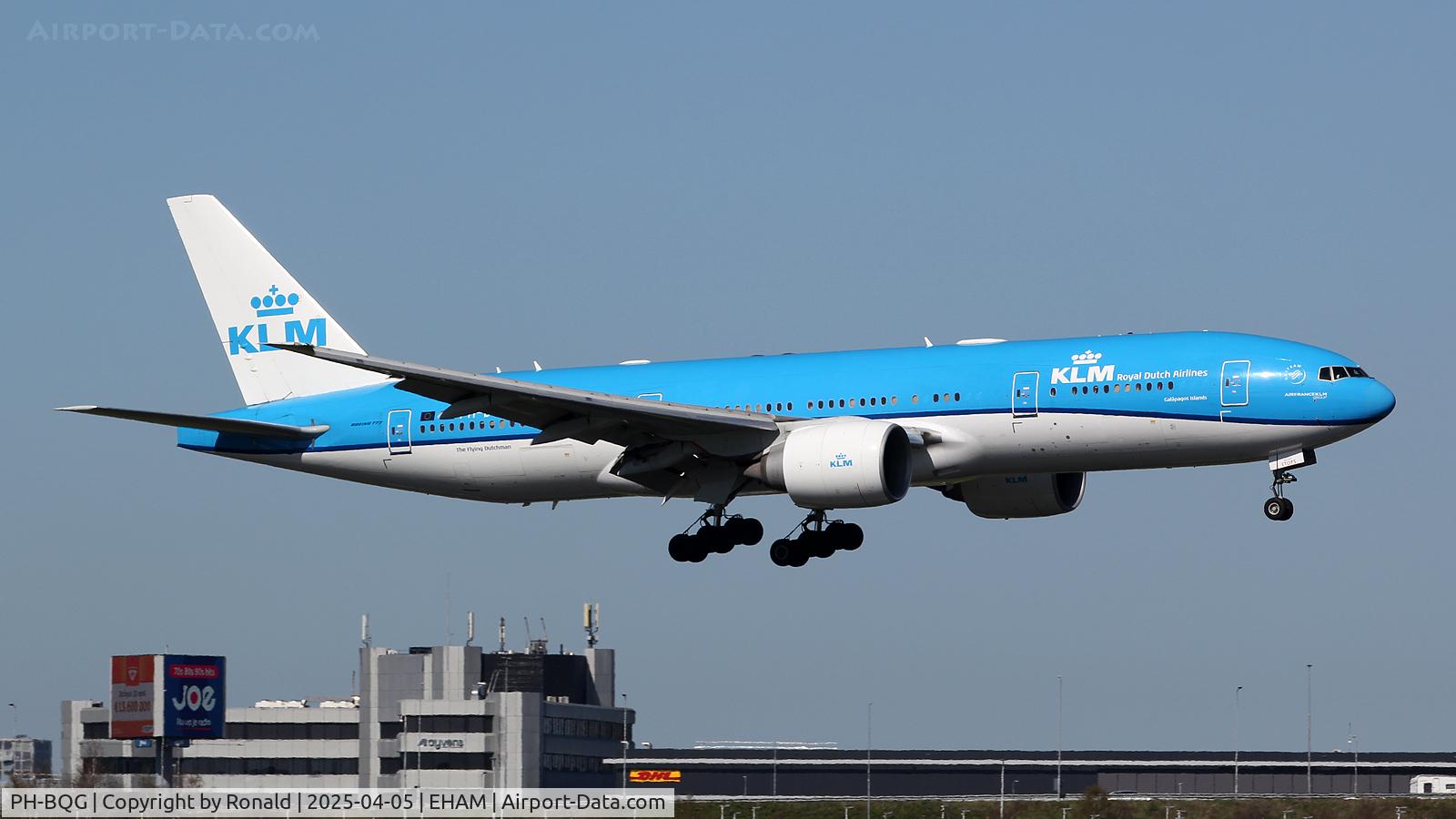 PH-BQG, 2004 Boeing 777-206/ER C/N 32704, at eham